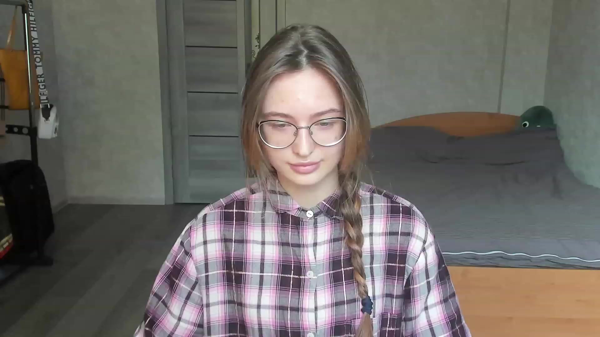 Gallery image thumbnail from Ms_Pineapple's myfreecams stream on, 04/22/2023, 09:15 image 6 of 20