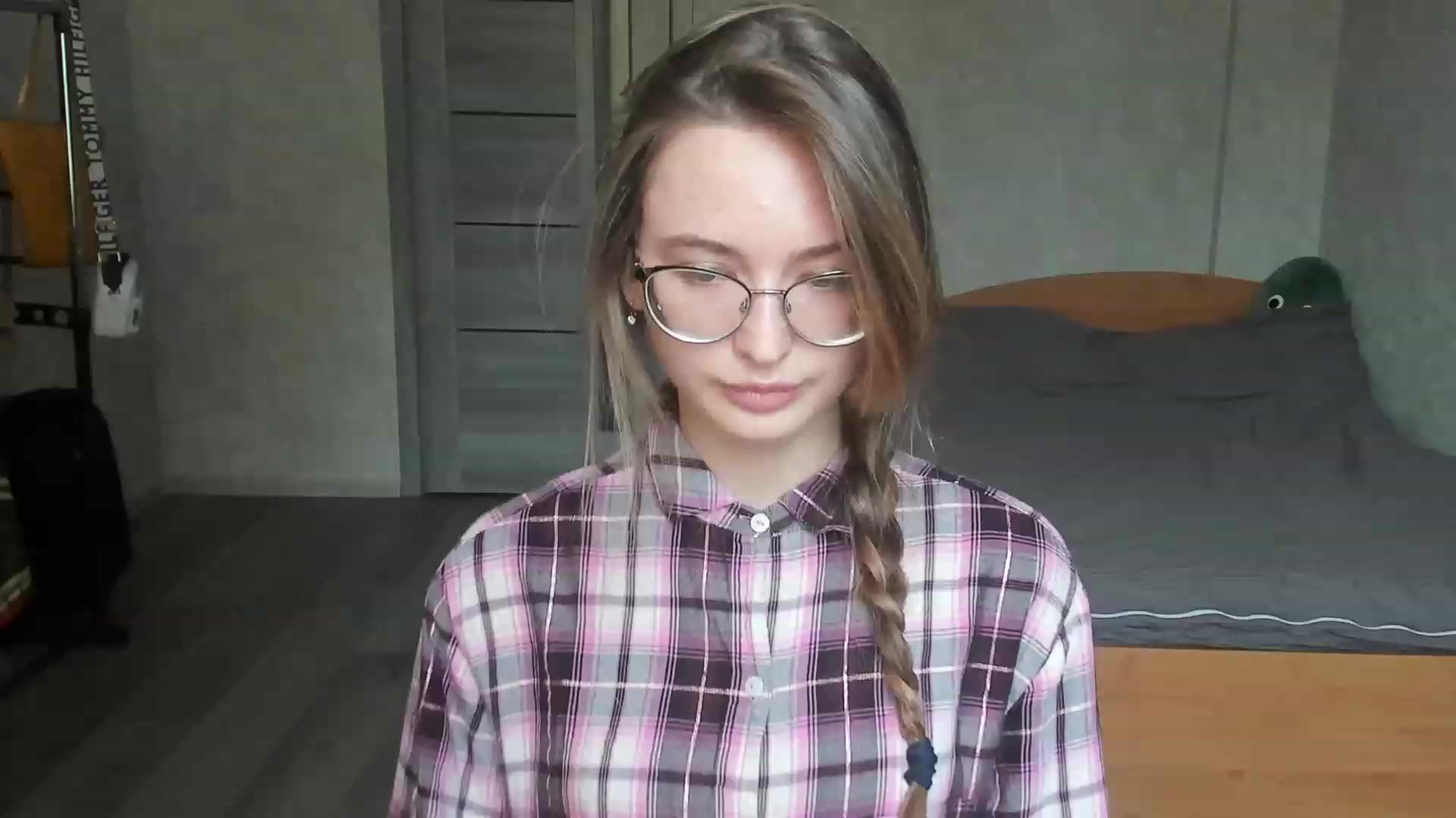Gallery image thumbnail from Ms_Pineapple's myfreecams stream on, 04/22/2023, 09:15 image 17 of 20