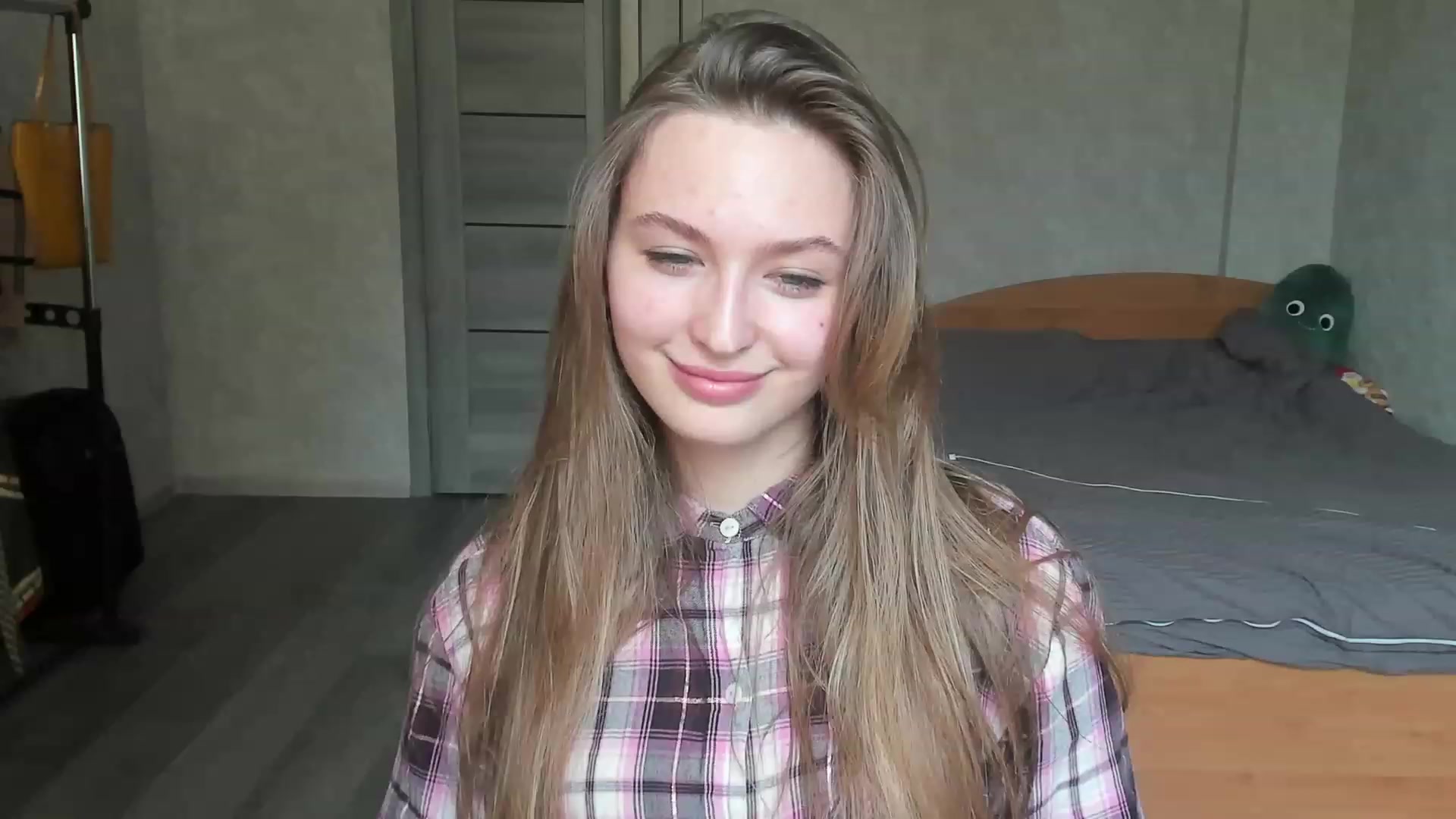 Gallery image thumbnail from Ms_Pineapple's myfreecams stream on, 04/23/2023, 11:06 image 19 of 20