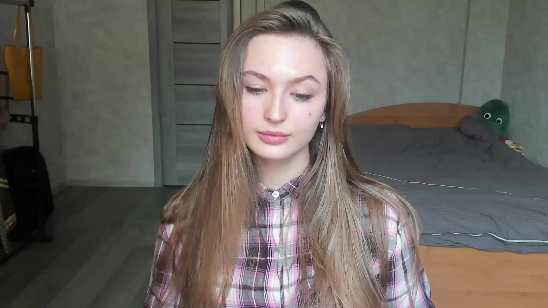Gallery image thumbnail from Ms_Pineapple's myfreecams stream on, 04/23/2023, 11:06 image 15 of 20