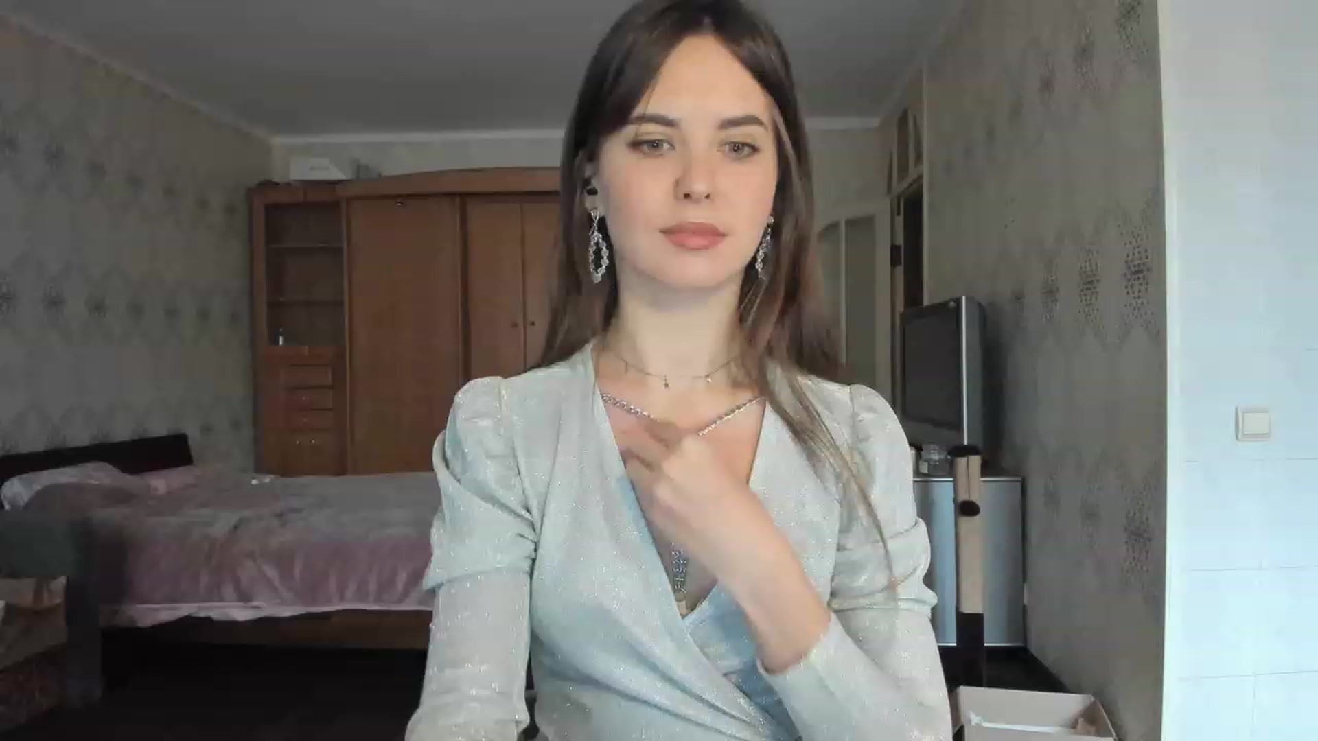Gallery image thumbnail from Ms_Pizza's myfreecams stream on, 12/01/2022, 11:11 image 16 of 20
