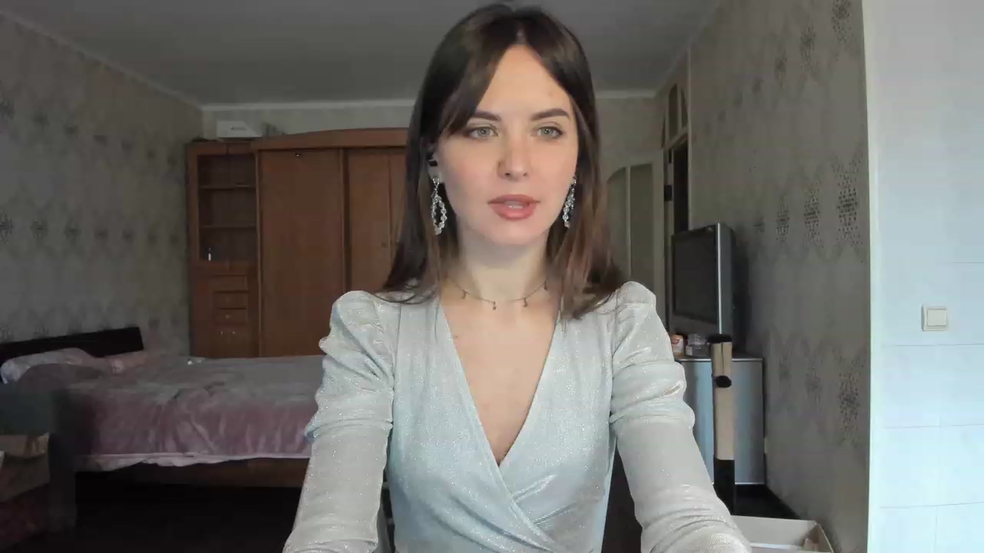 Gallery image thumbnail from Ms_Pizza's myfreecams stream on, 12/01/2022, 11:11 image 2 of 20