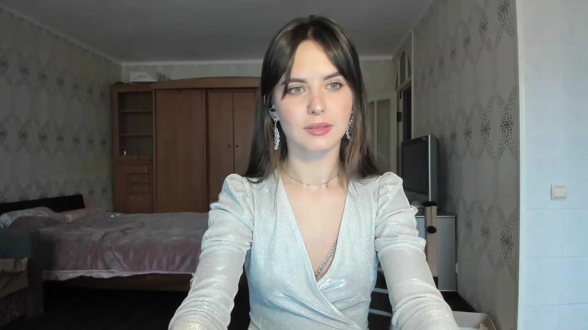 Gallery image thumbnail from Ms_Pizza's myfreecams stream on, 12/01/2022, 12:53 image 15 of 20