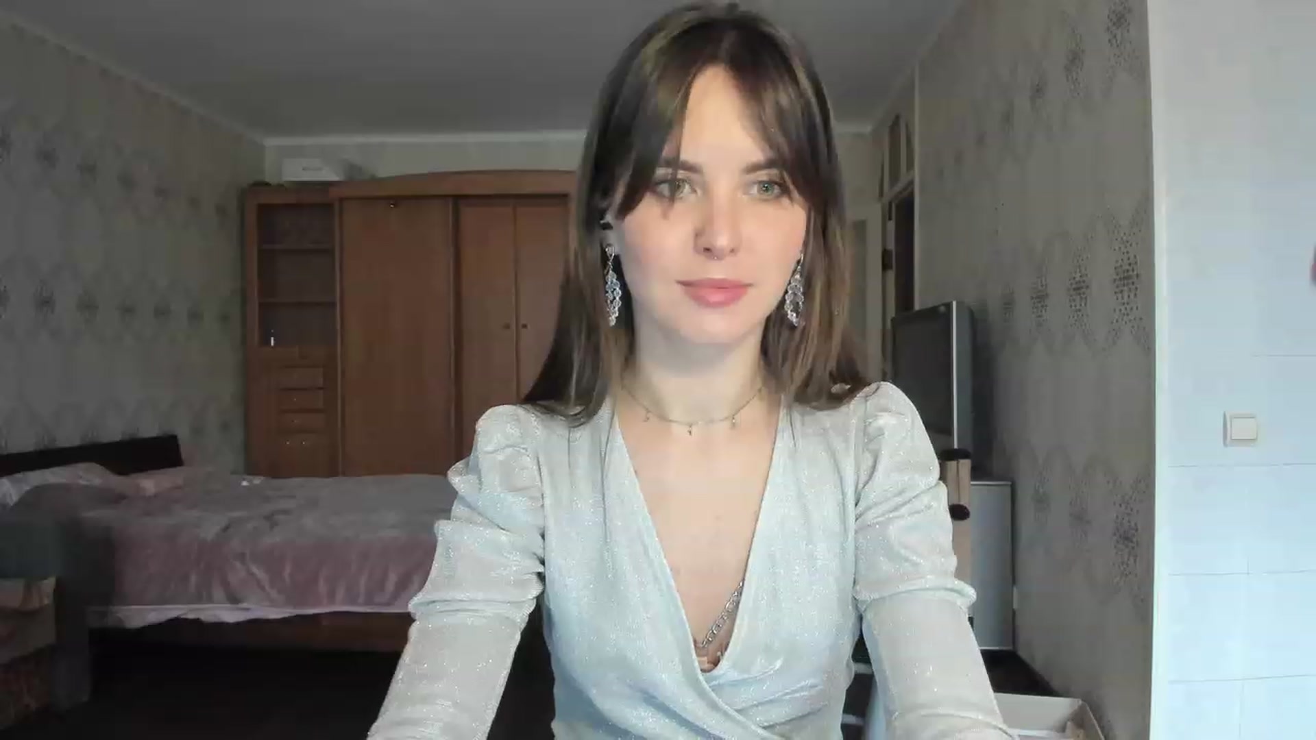 Gallery image thumbnail from Ms_Pizza's myfreecams stream on, 12/01/2022, 12:53 image 3 of 20