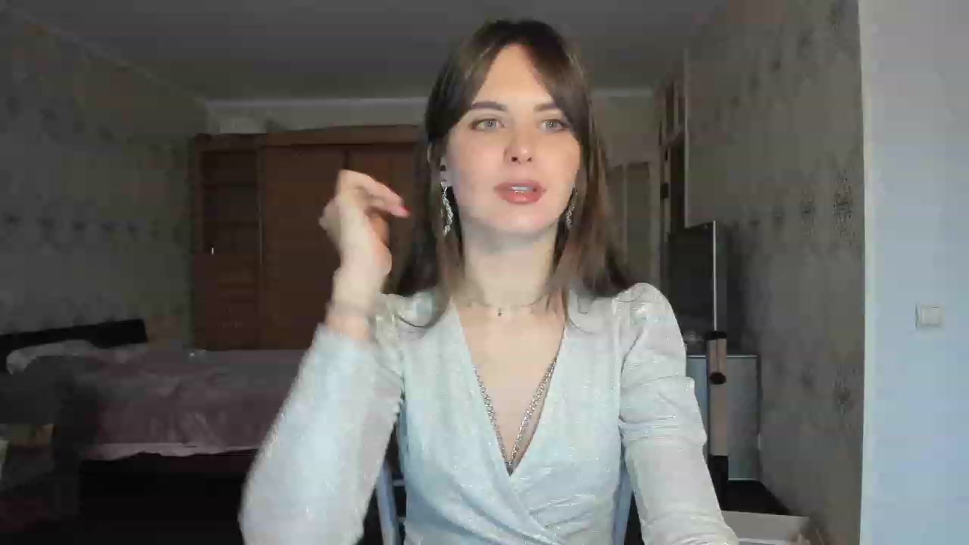 Gallery image thumbnail from Ms_Pizza's myfreecams stream on, 12/01/2022, 13:35 image 1 of 20