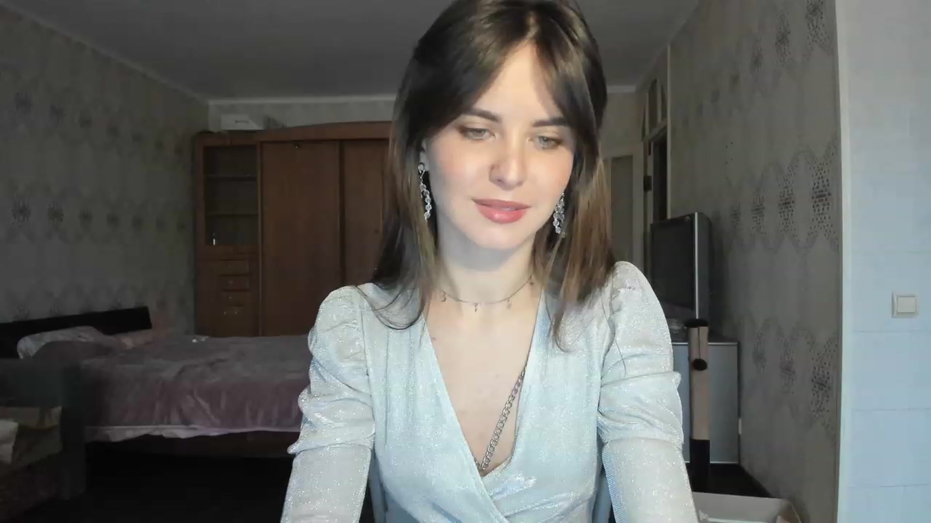 Gallery image thumbnail from Ms_Pizza's myfreecams stream on, 12/01/2022, 13:35 image 4 of 20