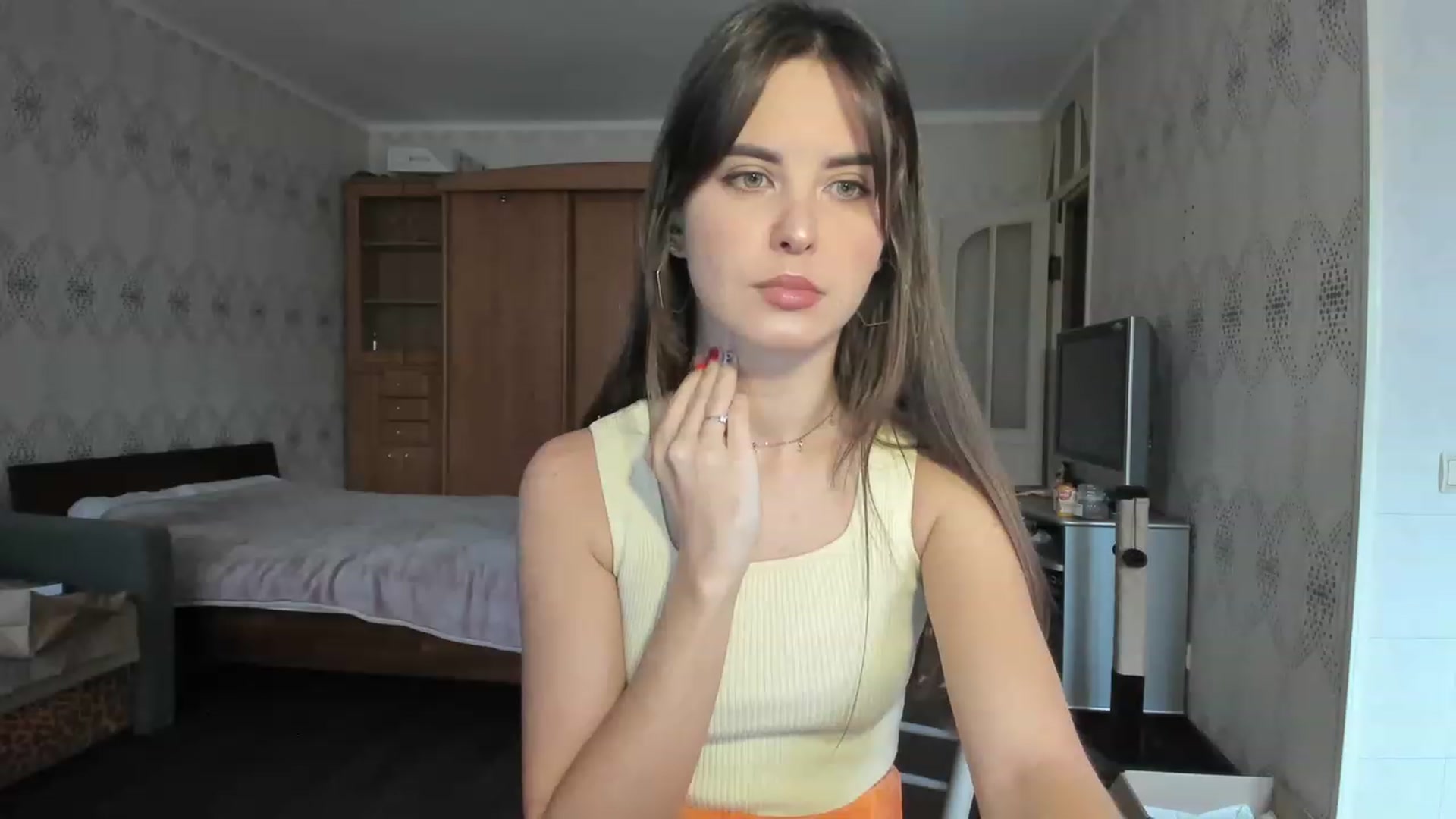 Gallery image thumbnail from Ms_Pizza's myfreecams stream on, 12/02/2022, 10:40 image 4 of 20
