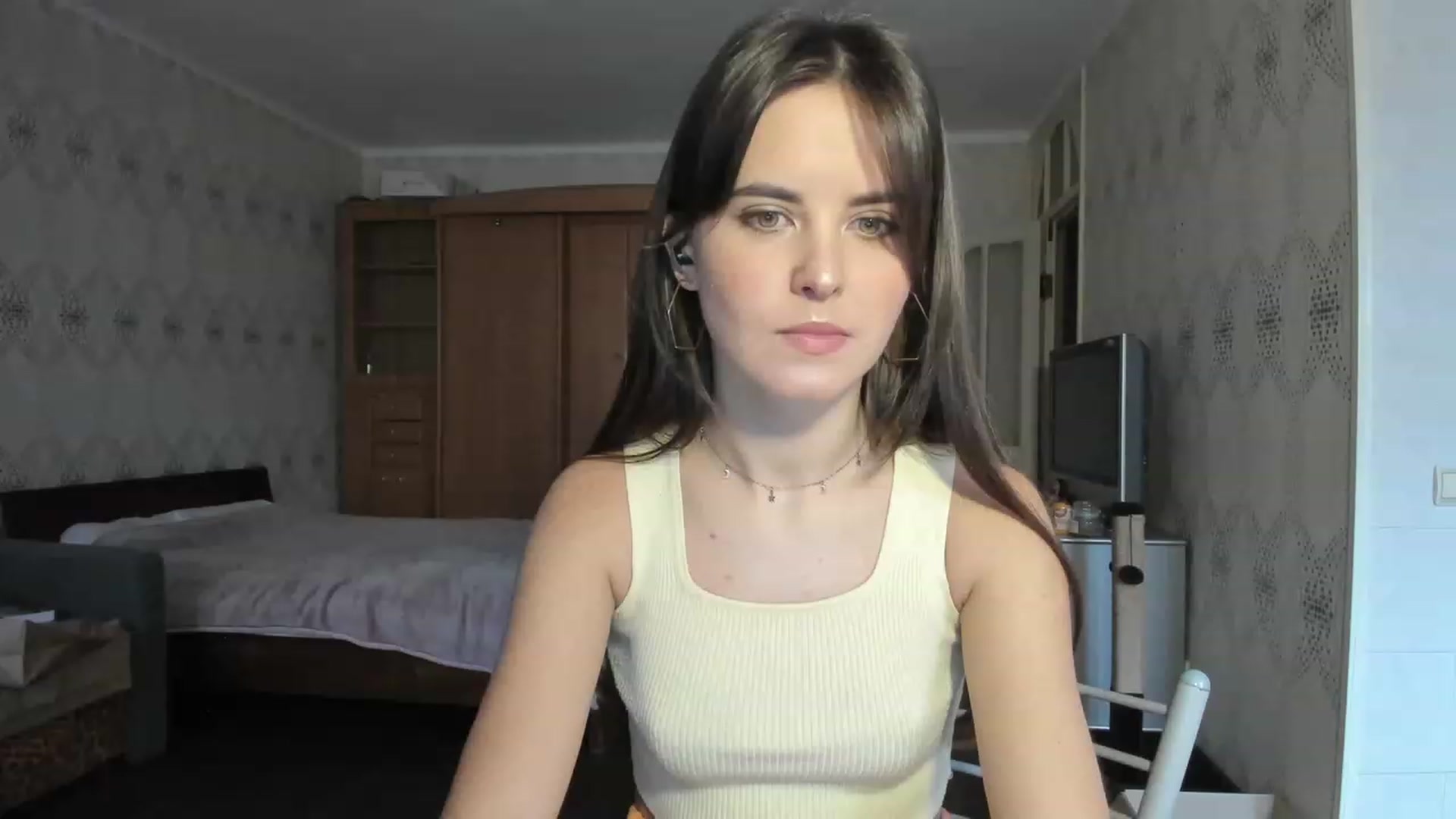 Gallery image thumbnail from Ms_Pizza's myfreecams stream on, 12/02/2022, 12:05 image 9 of 20