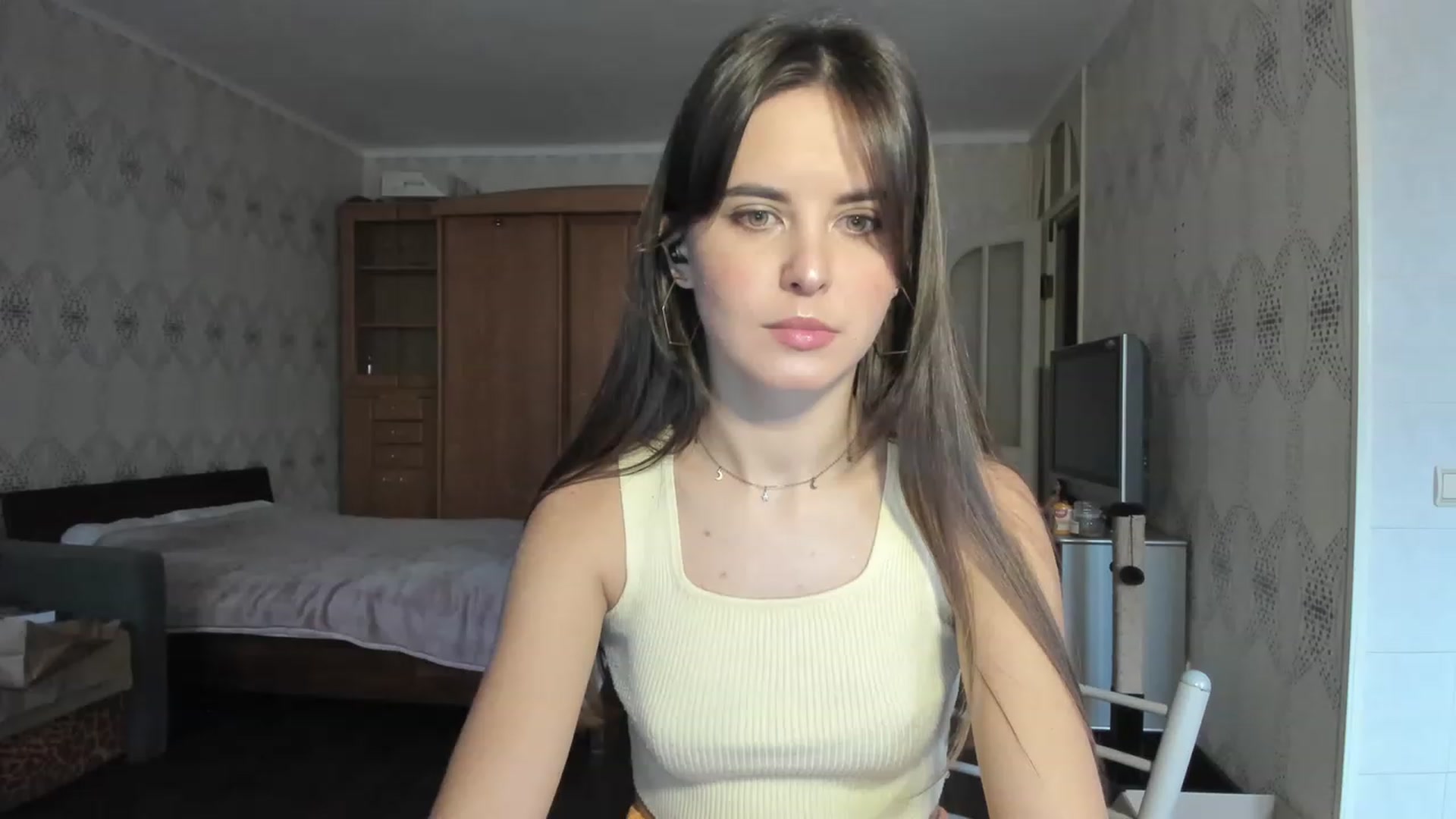 Gallery image thumbnail from Ms_Pizza's myfreecams stream on, 12/02/2022, 12:05 image 13 of 20