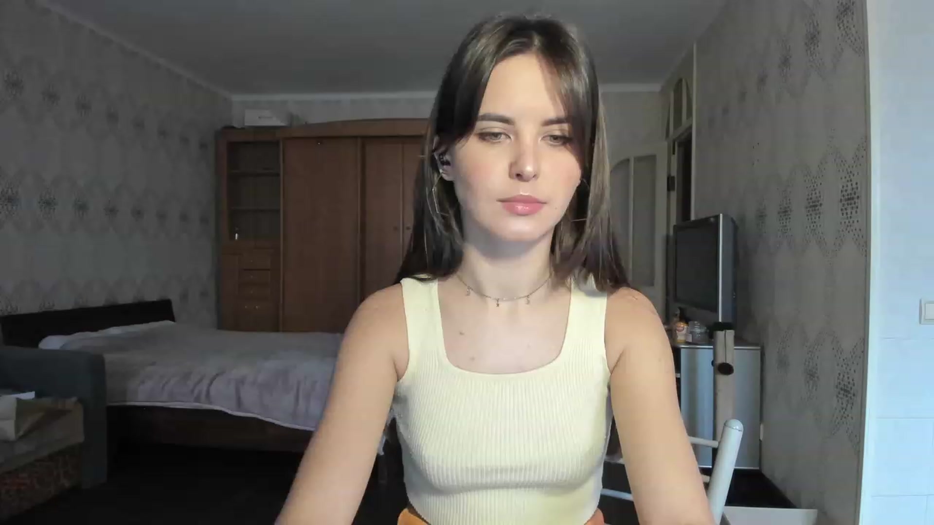 Gallery image thumbnail from Ms_Pizza's myfreecams stream on, 12/02/2022, 12:05 image 15 of 20