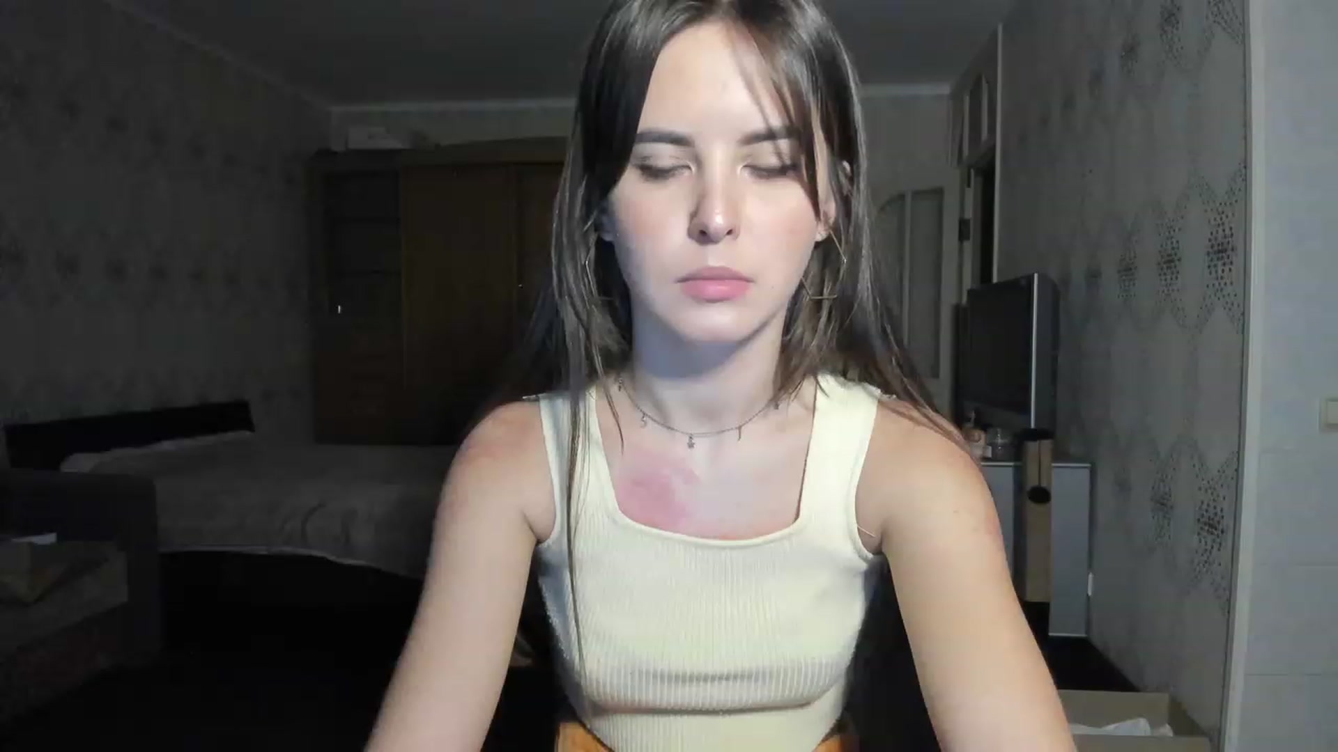Gallery image thumbnail from Ms_Pizza's myfreecams stream on, 12/02/2022, 15:08 image 4 of 20