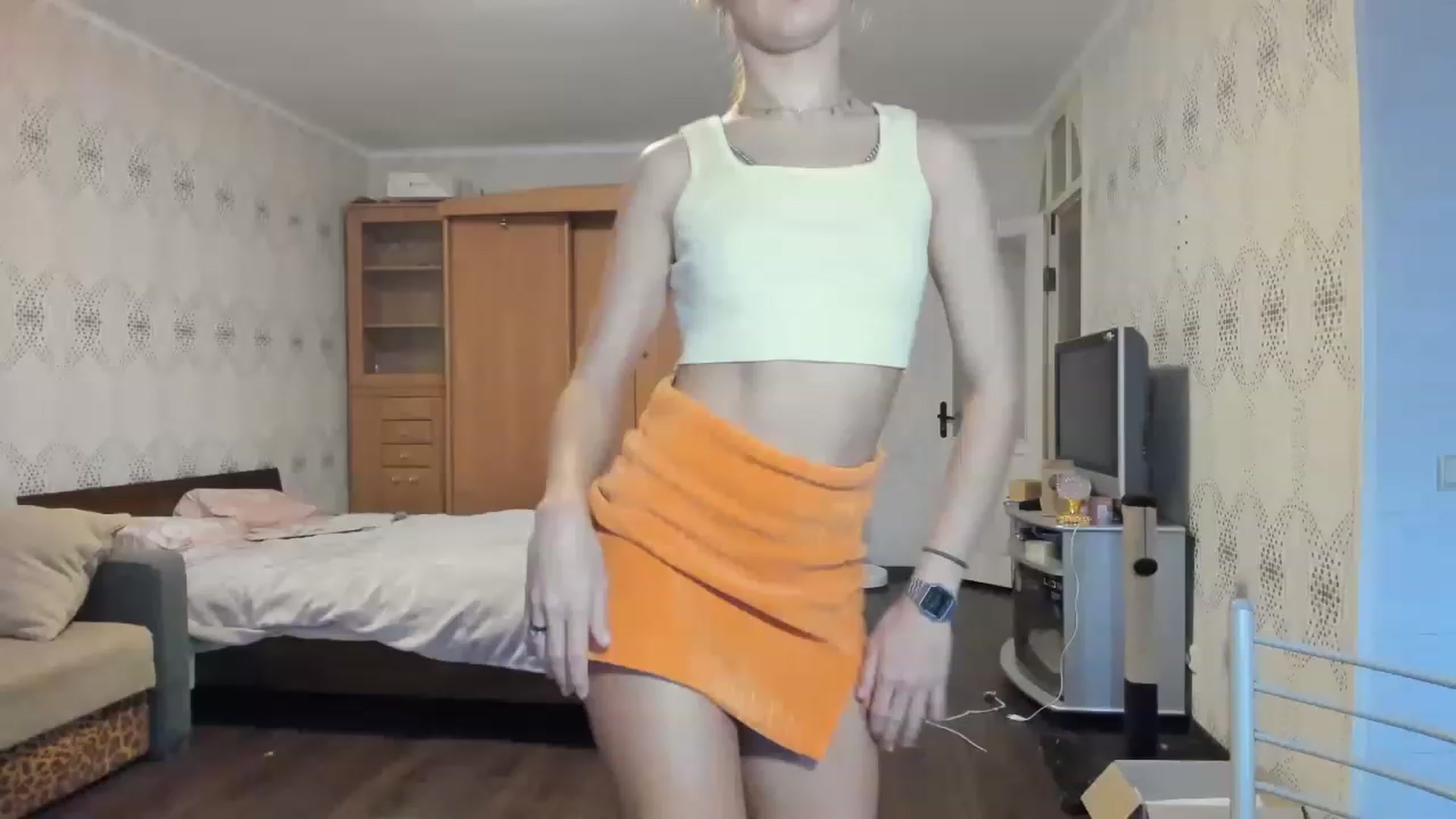 Gallery image thumbnail from Ms_Pizza's myfreecams stream on, 12/16/2022, 12:30 image 15 of 20