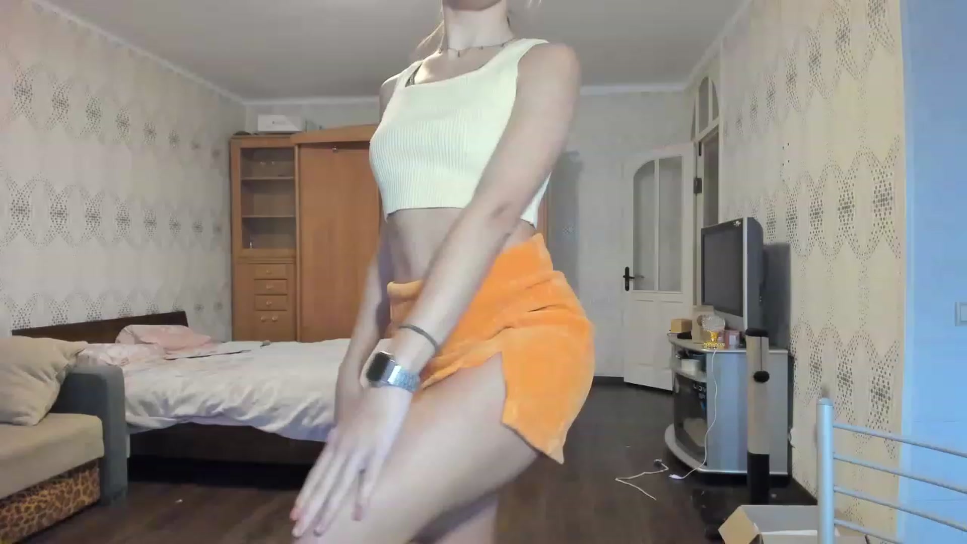 Gallery image thumbnail from Ms_Pizza's myfreecams stream on, 12/16/2022, 12:30 image 18 of 20