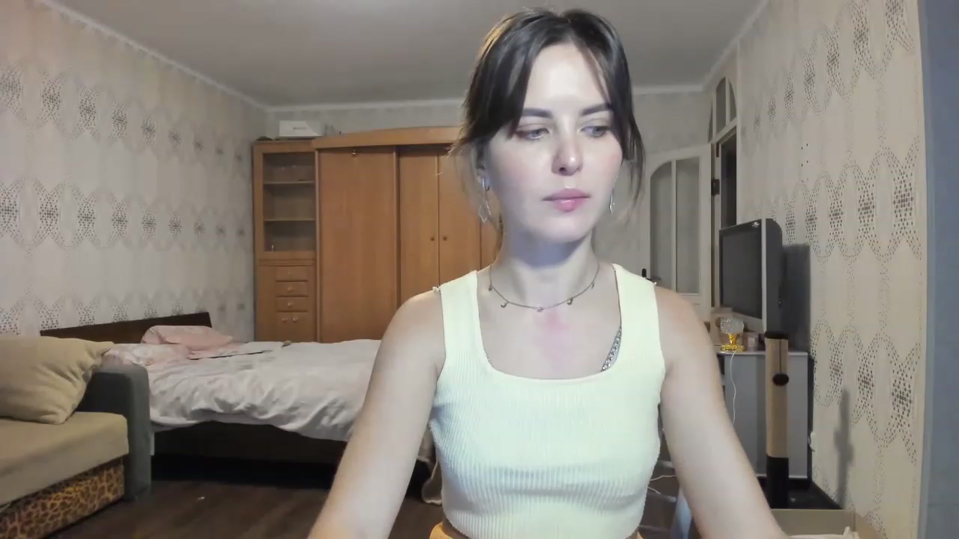 Gallery image thumbnail from Ms_Pizza's myfreecams stream on, 12/16/2022, 14:59 image 7 of 20