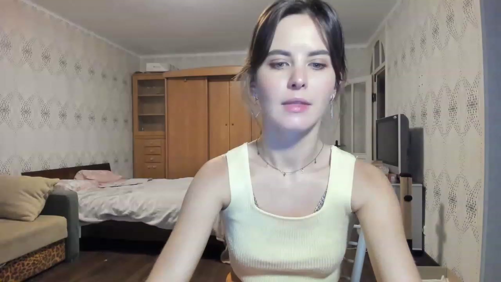 Gallery image thumbnail from Ms_Pizza's myfreecams stream on, 12/16/2022, 14:59 image 1 of 20