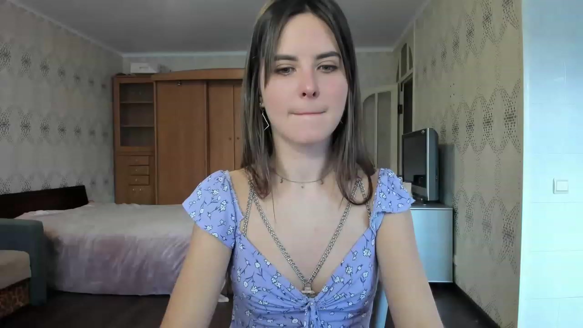 Gallery image thumbnail from Ms_Pizza's myfreecams stream on, 12/20/2022, 13:22 image 16 of 20