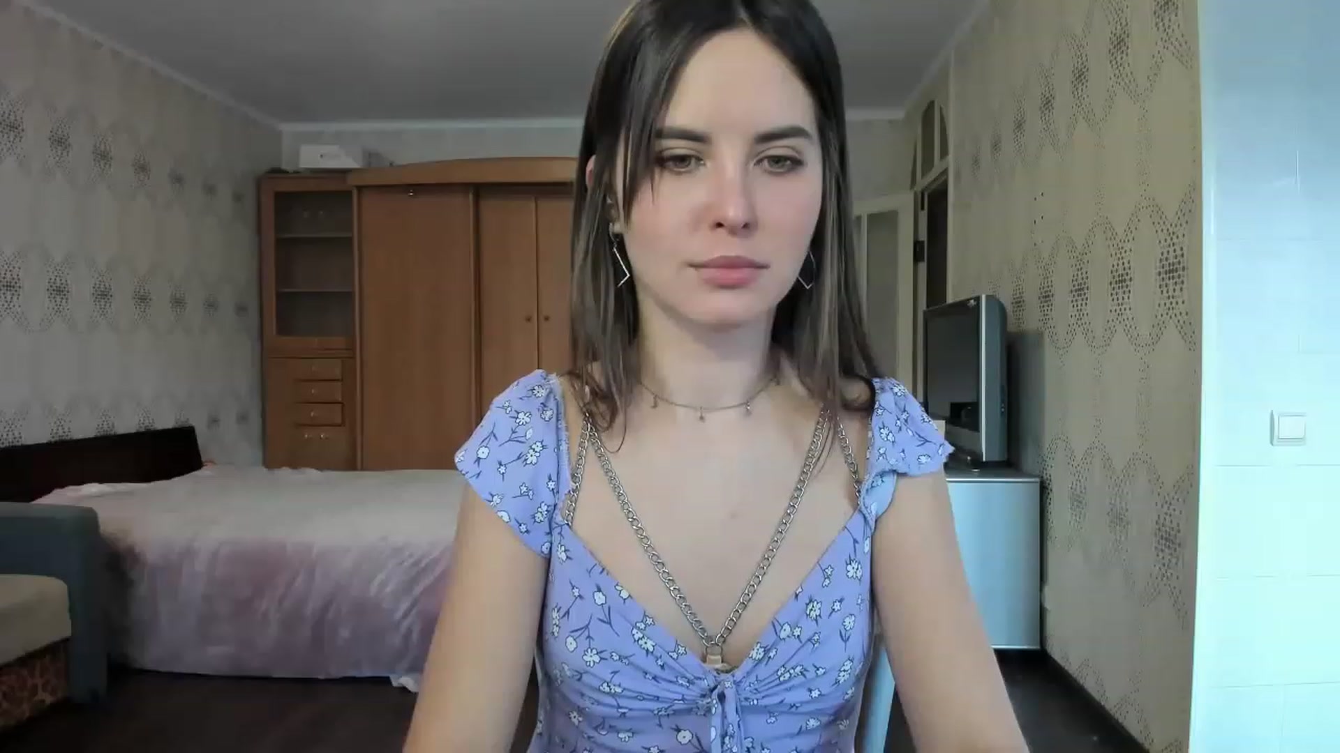 Gallery image thumbnail from Ms_Pizza's myfreecams stream on, 12/20/2022, 13:22 image 8 of 20