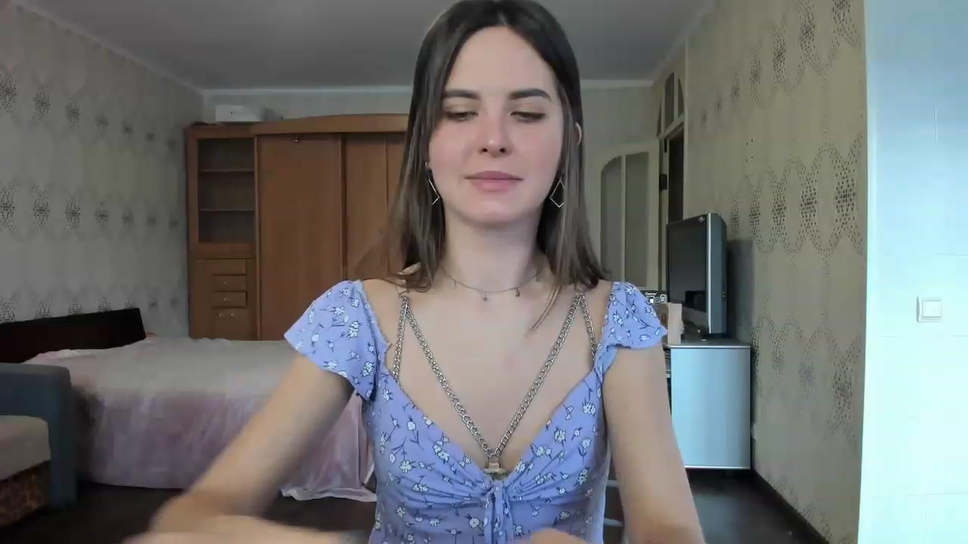 Gallery image thumbnail from Ms_Pizza's myfreecams stream on, 12/20/2022, 13:22 image 4 of 20