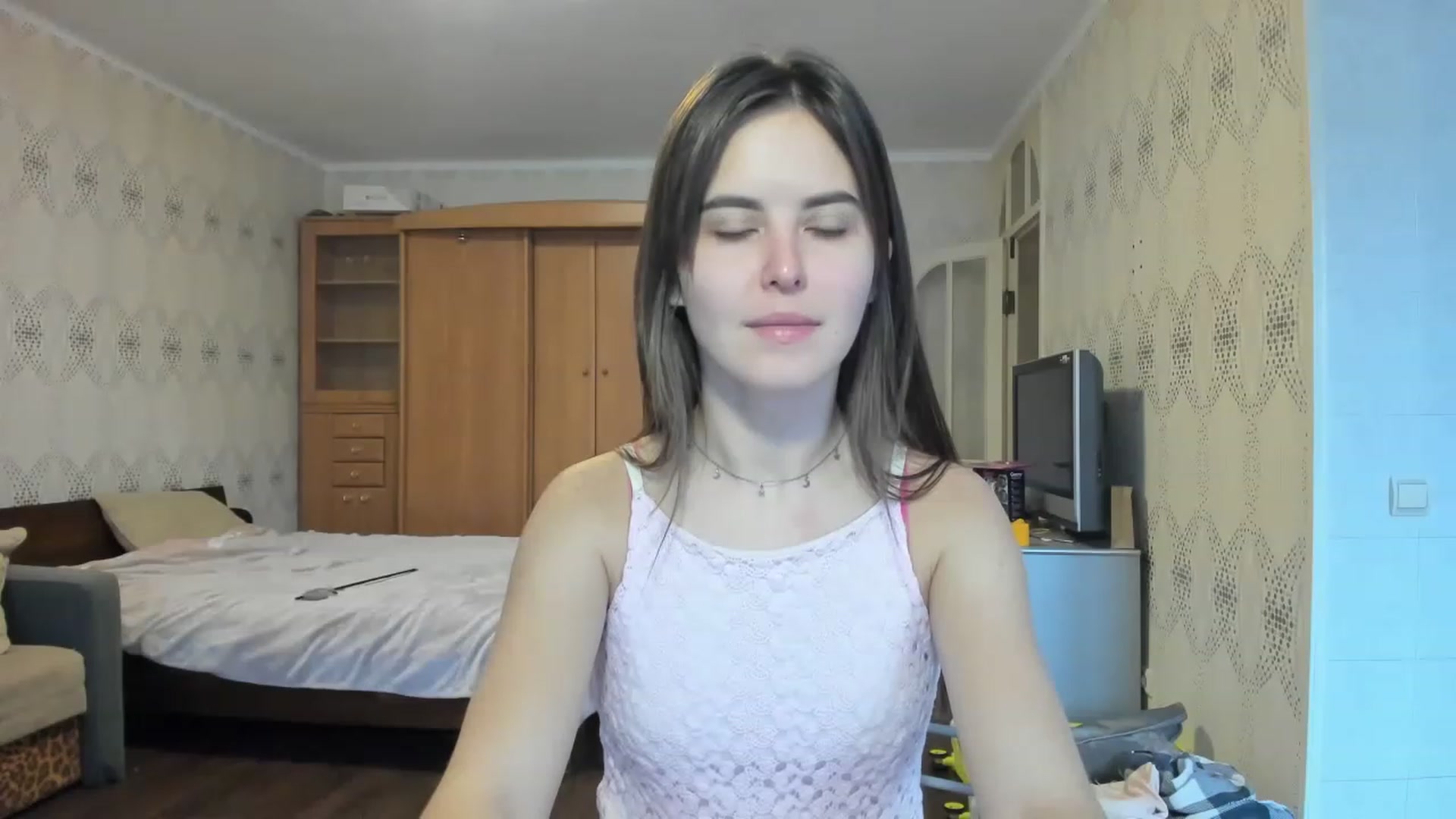 Gallery image thumbnail from Ms_Pizza's myfreecams stream on, 12/25/2022, 10:57 image 12 of 20