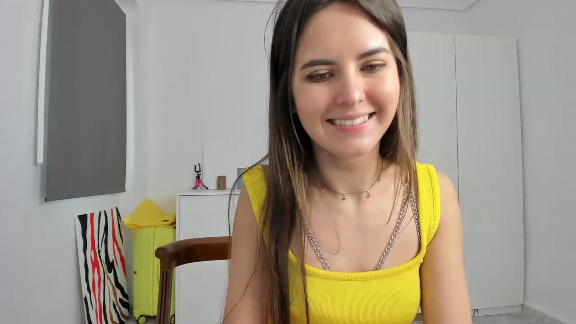 Gallery image thumbnail from Ms_Pizza's myfreecams stream on, 01/29/2023, 11:23 image 9 of 20