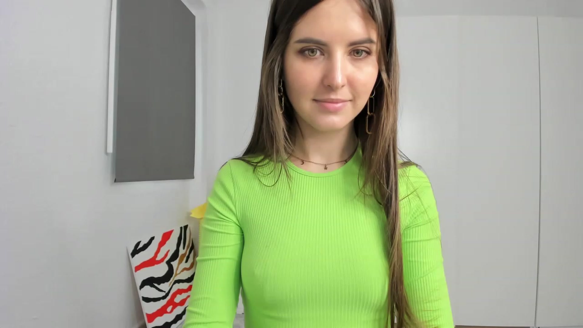 Gallery image thumbnail from Ms_Pizza's myfreecams stream on, 02/06/2023, 13:02 image 12 of 20