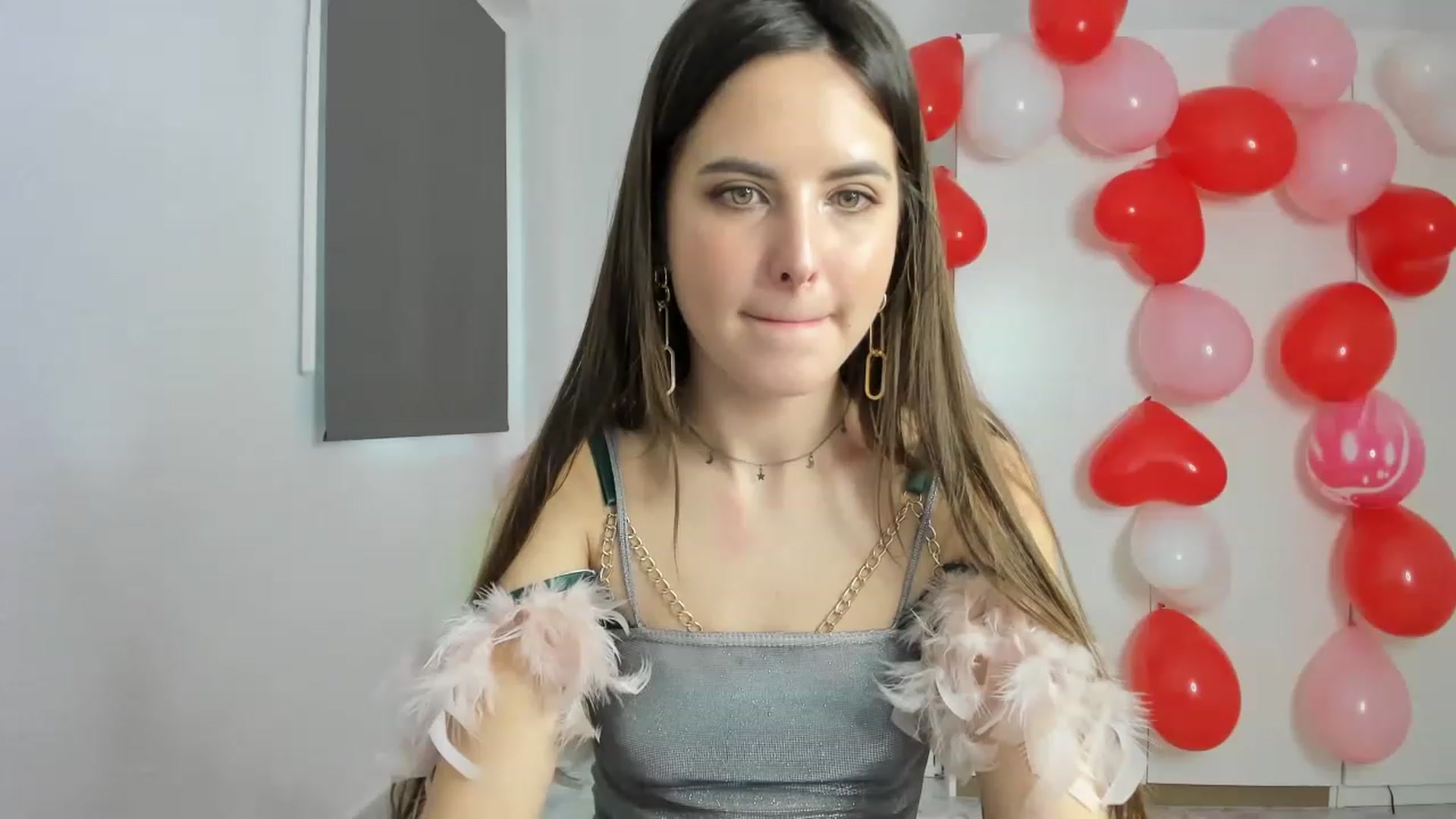 Gallery image thumbnail from Ms_Pizza's myfreecams stream on, 02/14/2023, 13:57 image 2 of 20