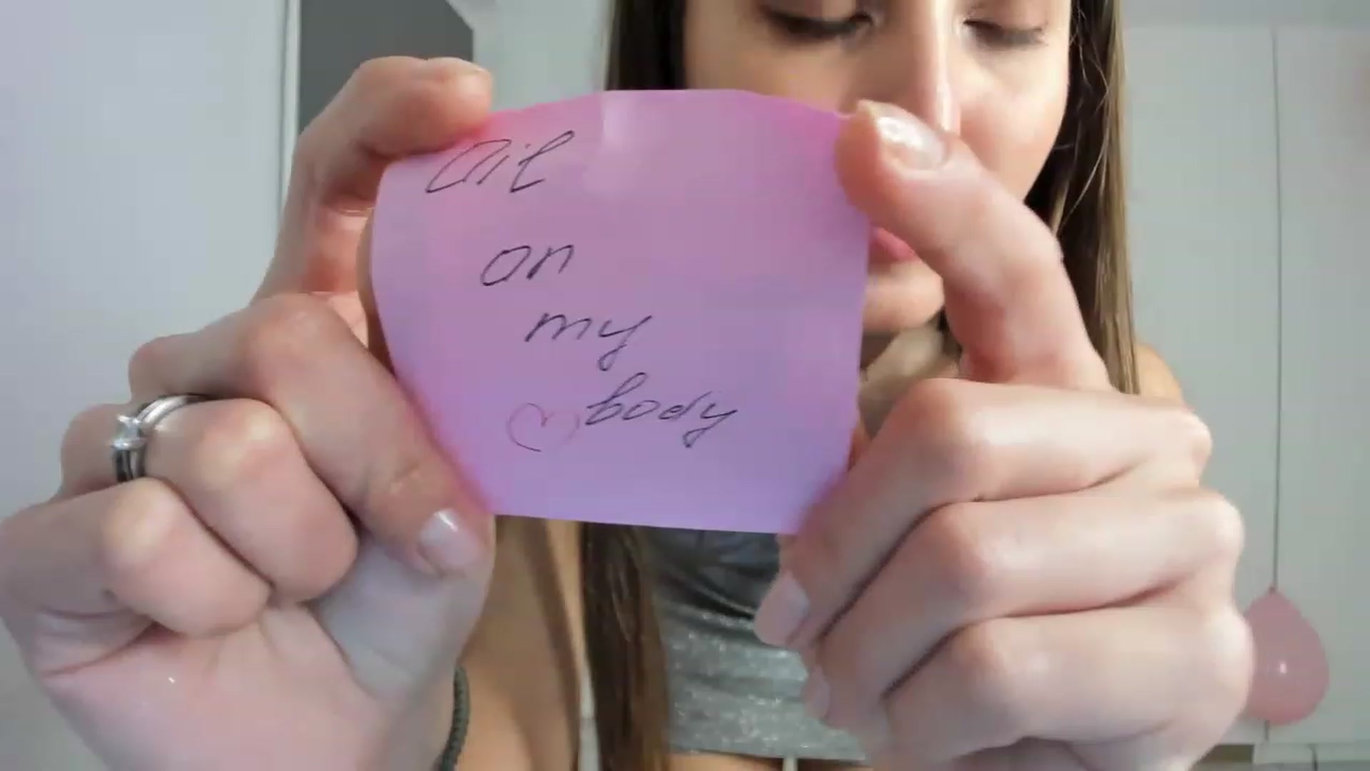Gallery image thumbnail from Ms_Pizza's myfreecams stream on, 02/14/2023, 16:02 image 14 of 20
