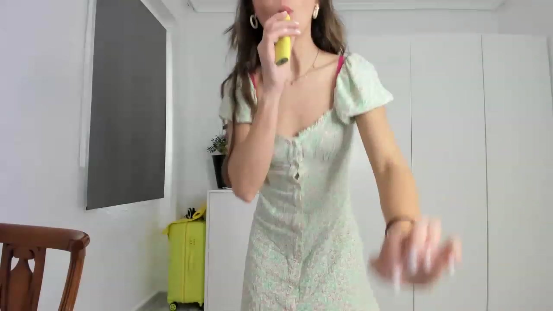 Gallery image thumbnail from Ms_Pizza's myfreecams stream on, 02/27/2023, 13:45 image 2 of 20
