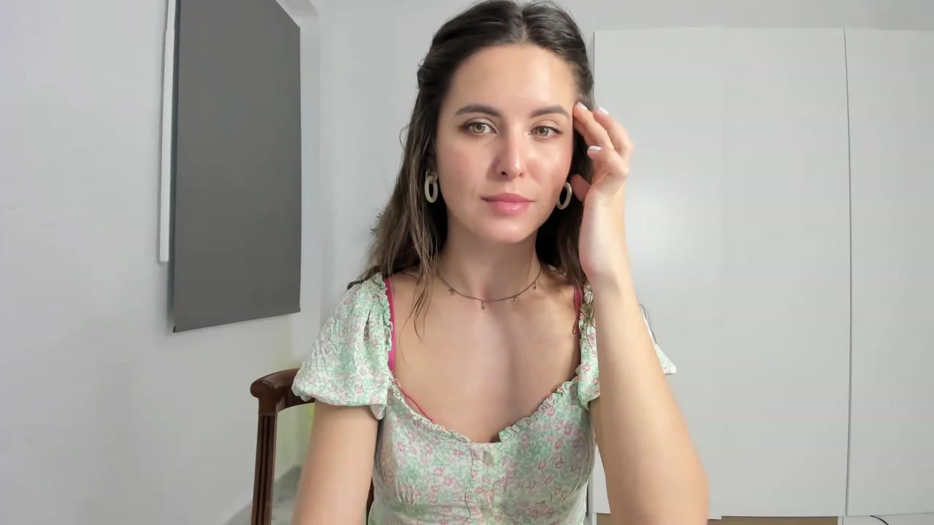 Gallery image thumbnail from Ms_Pizza's myfreecams stream on, 02/27/2023, 17:42 image 6 of 20