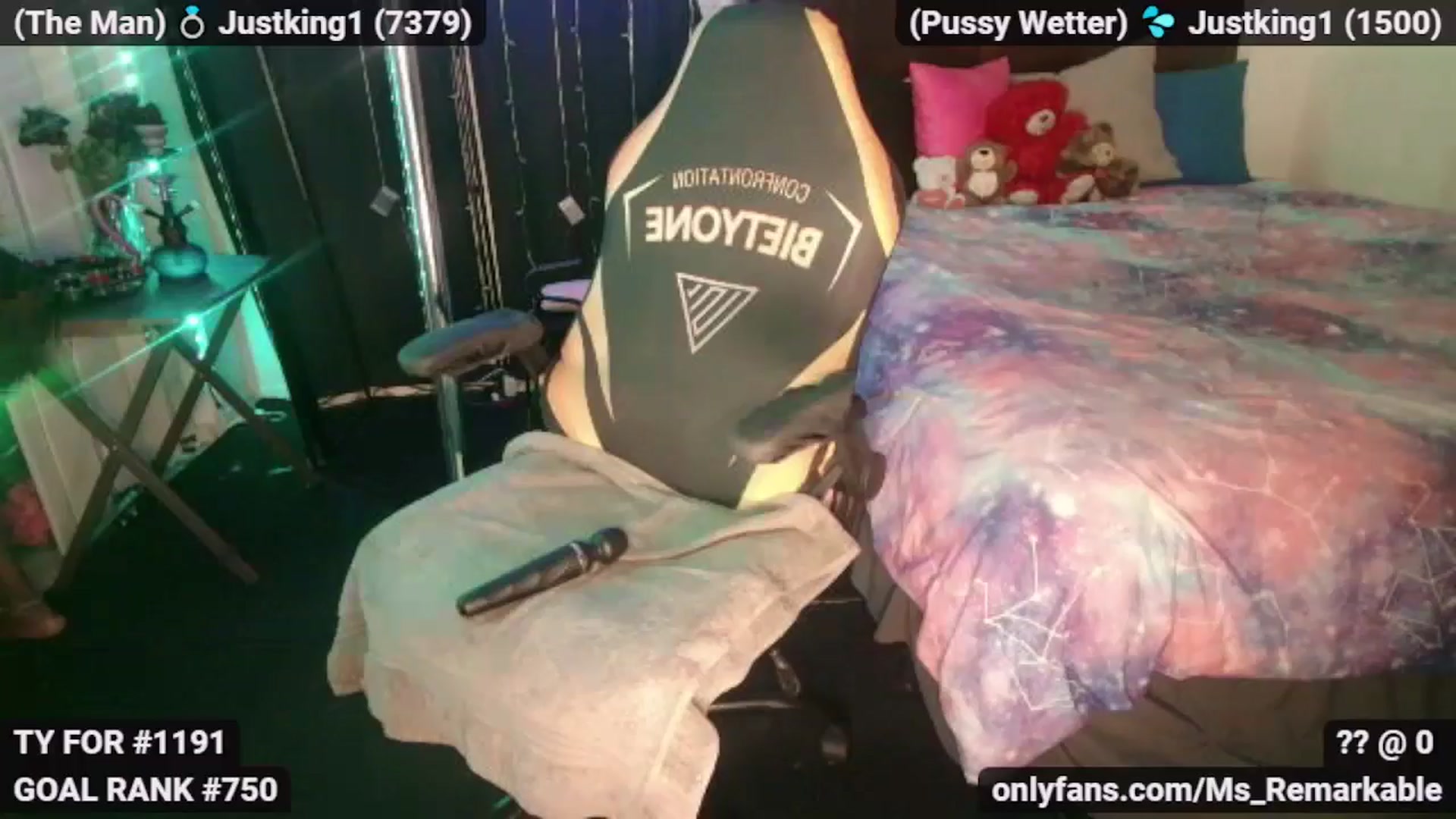 Gallery image thumbnail from Ms_Remarkable's myfreecams stream on, 06/08/2024, 16:33 image 16 of 20