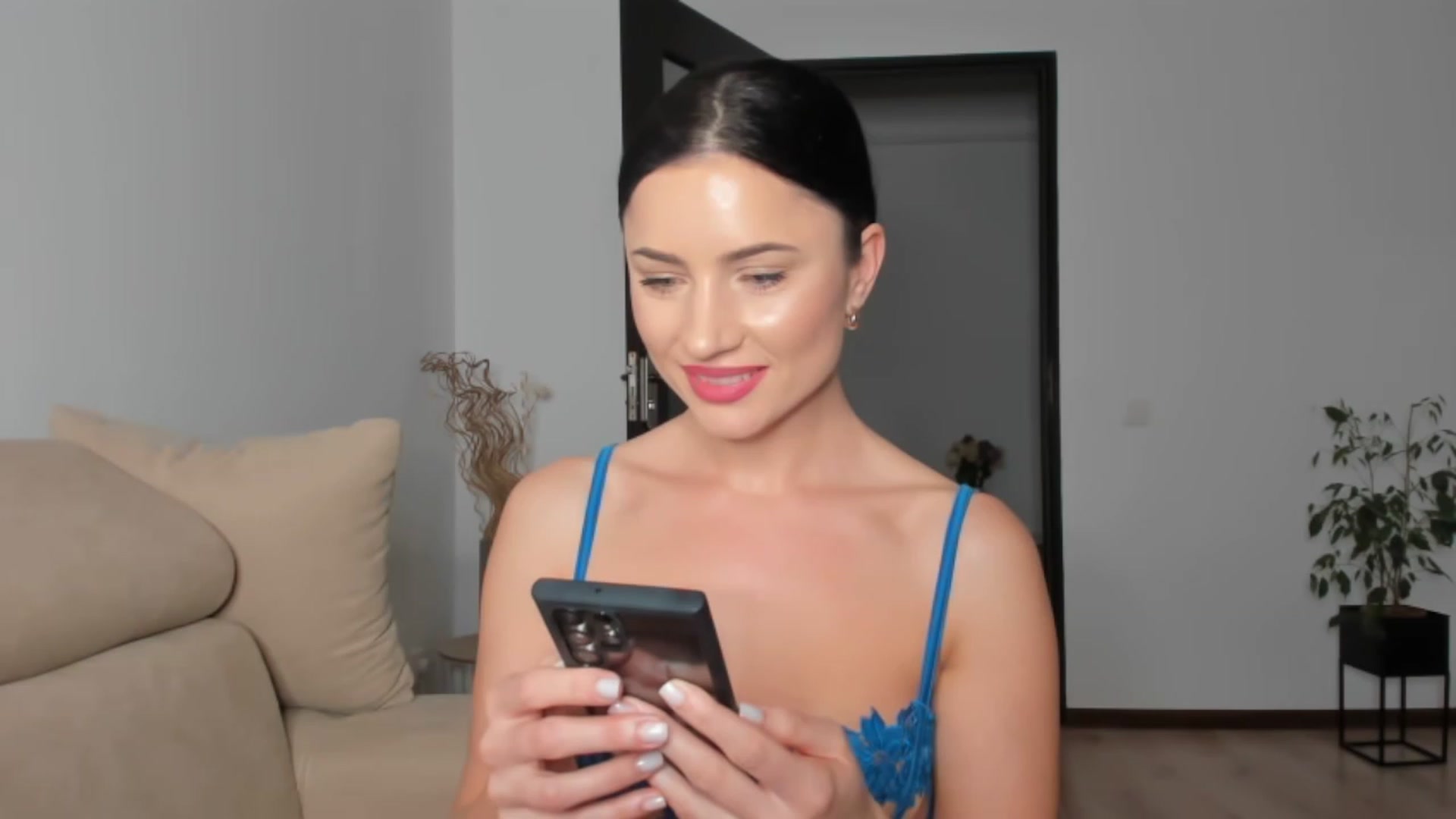 Gallery image thumbnail from Ms_Seductive's myfreecams stream on, 02/25/2023, 17:16 image 18 of 20