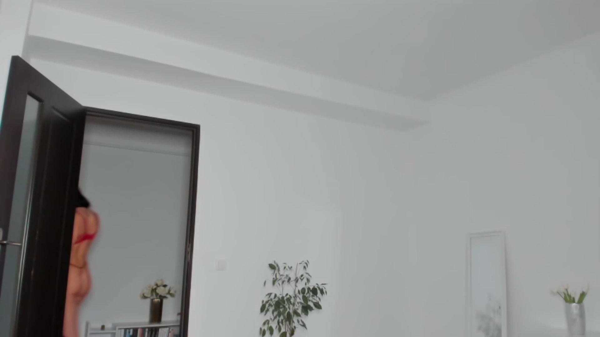 Gallery image thumbnail from Ms_Seductive's myfreecams stream on, 03/16/2023, 16:00 image 19 of 20