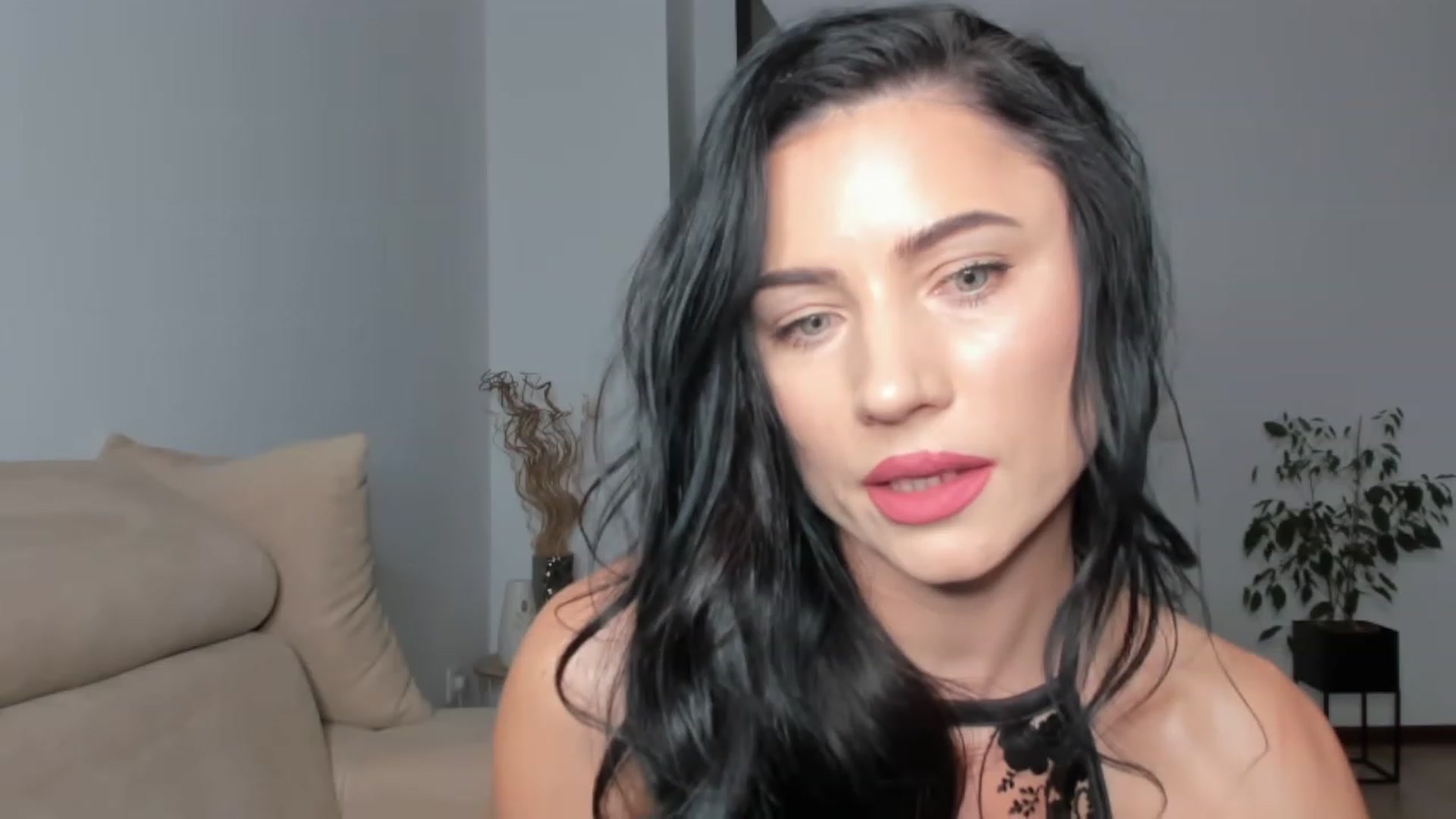 Gallery image thumbnail from Ms_Seductive's myfreecams stream on, 03/24/2023, 17:55 image 16 of 20