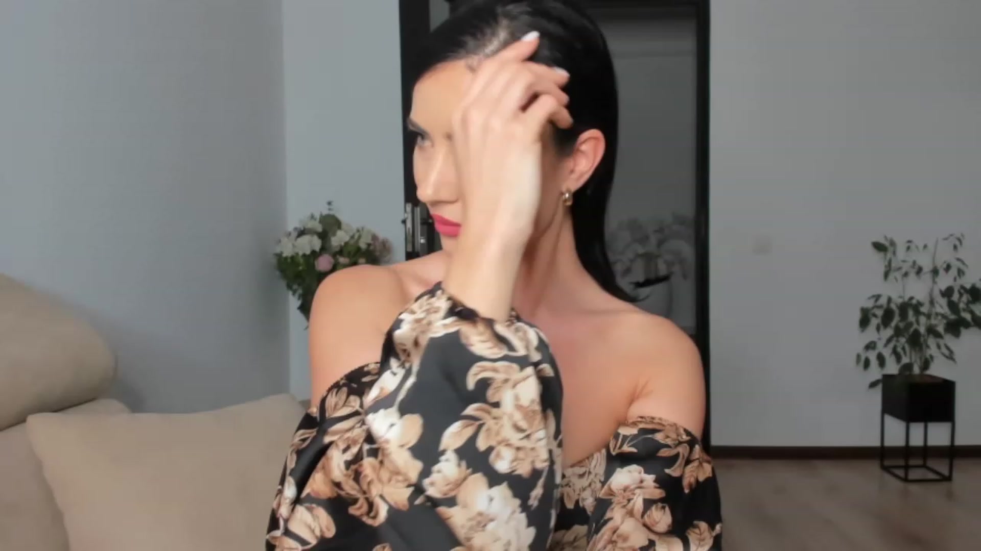 Gallery image thumbnail from Ms_Seductive's myfreecams stream on, 04/21/2023, 15:16 image 18 of 20