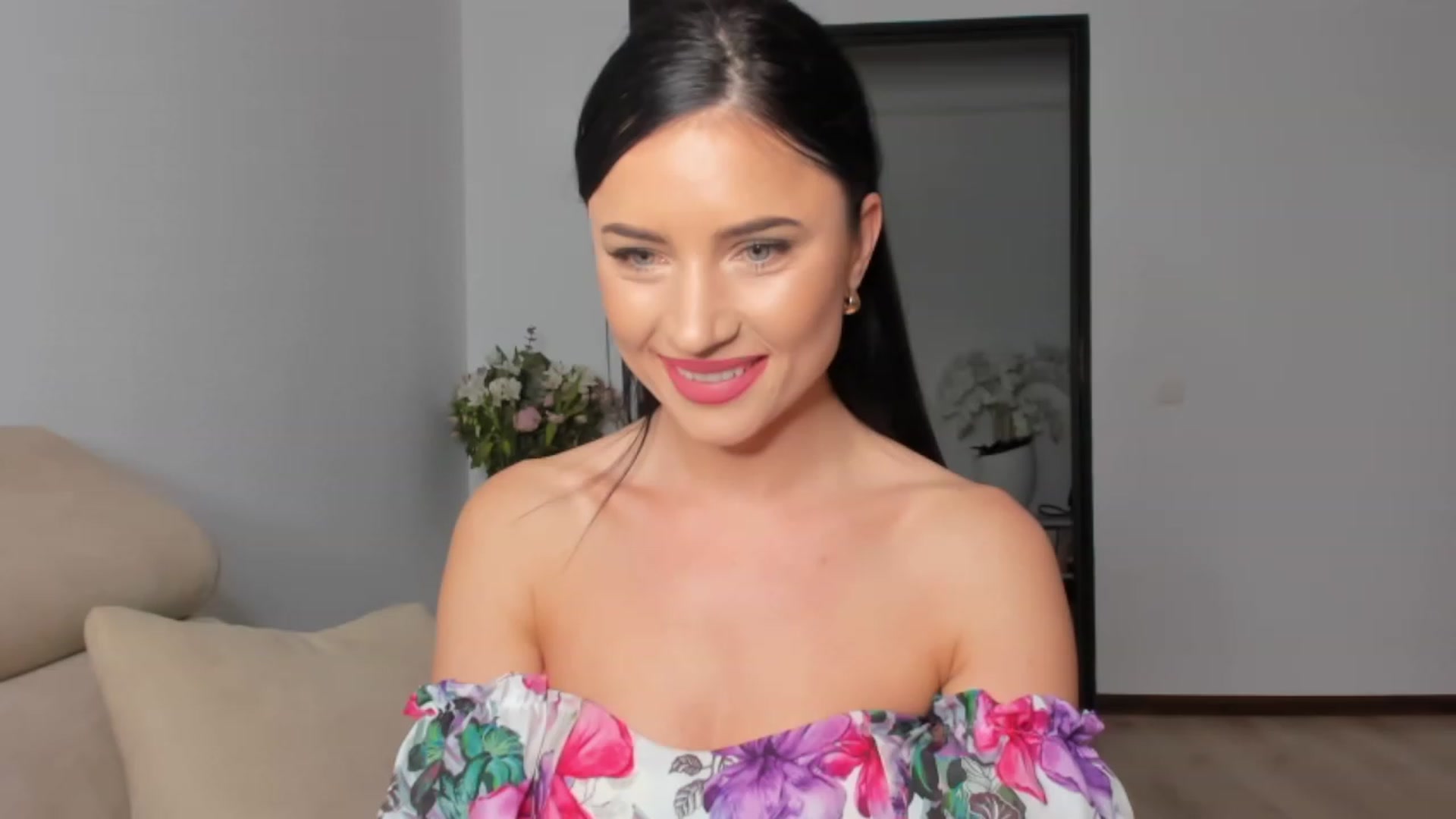 Gallery image thumbnail from Ms_Seductive's myfreecams stream on, 04/24/2023, 15:56 image 2 of 20