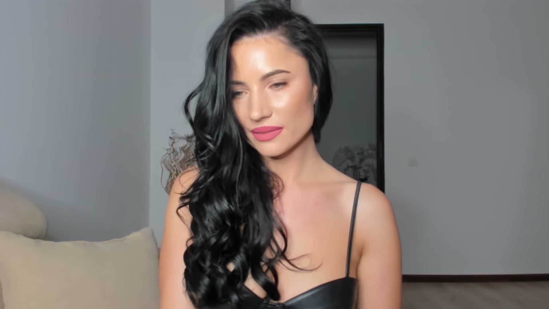 Gallery image thumbnail from Ms_Seductive's myfreecams stream on, 05/09/2023, 16:13 image 19 of 20