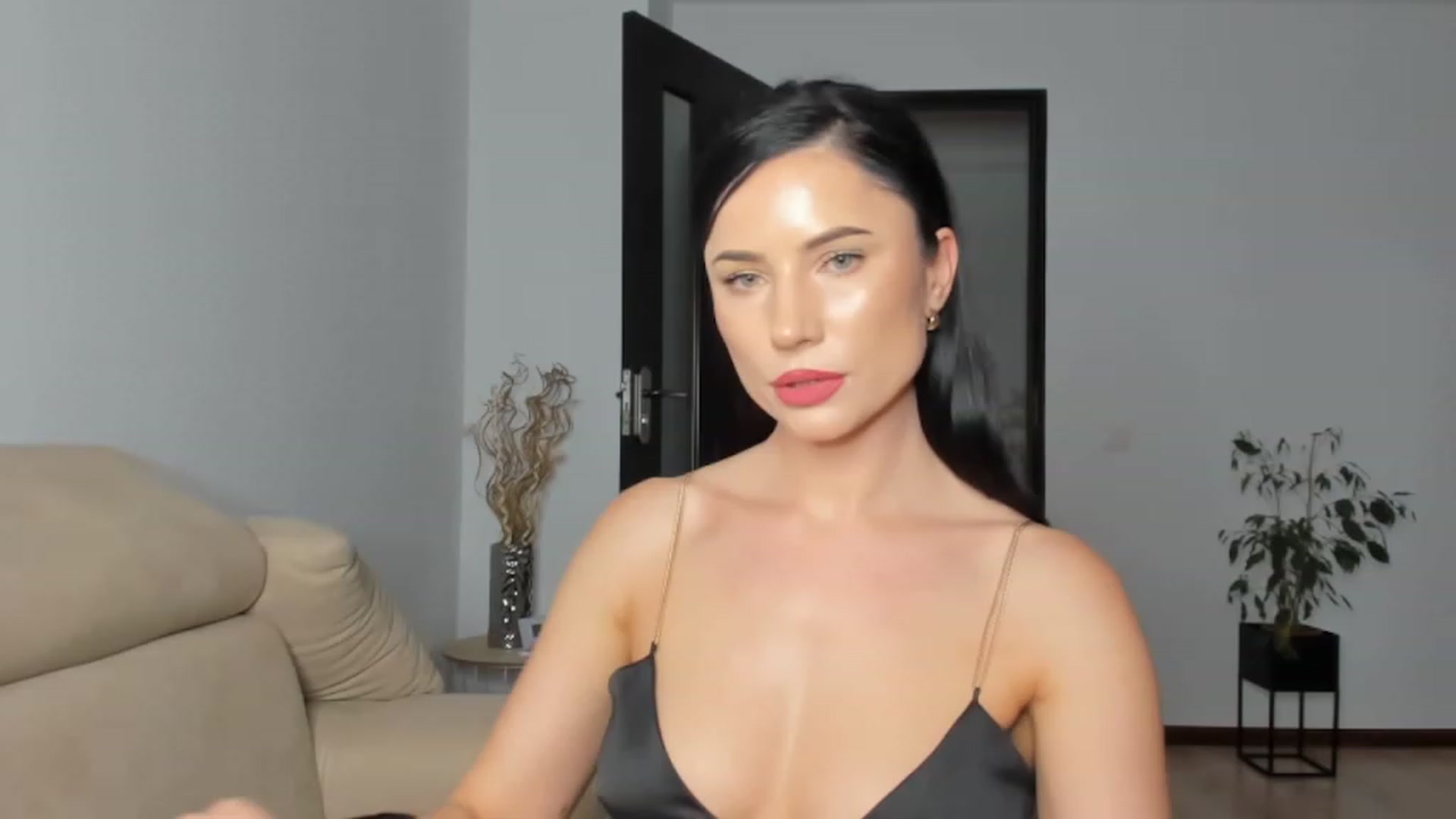 Gallery image thumbnail from Ms_Seductive's myfreecams stream on, 05/27/2023, 16:17 image 1 of 20