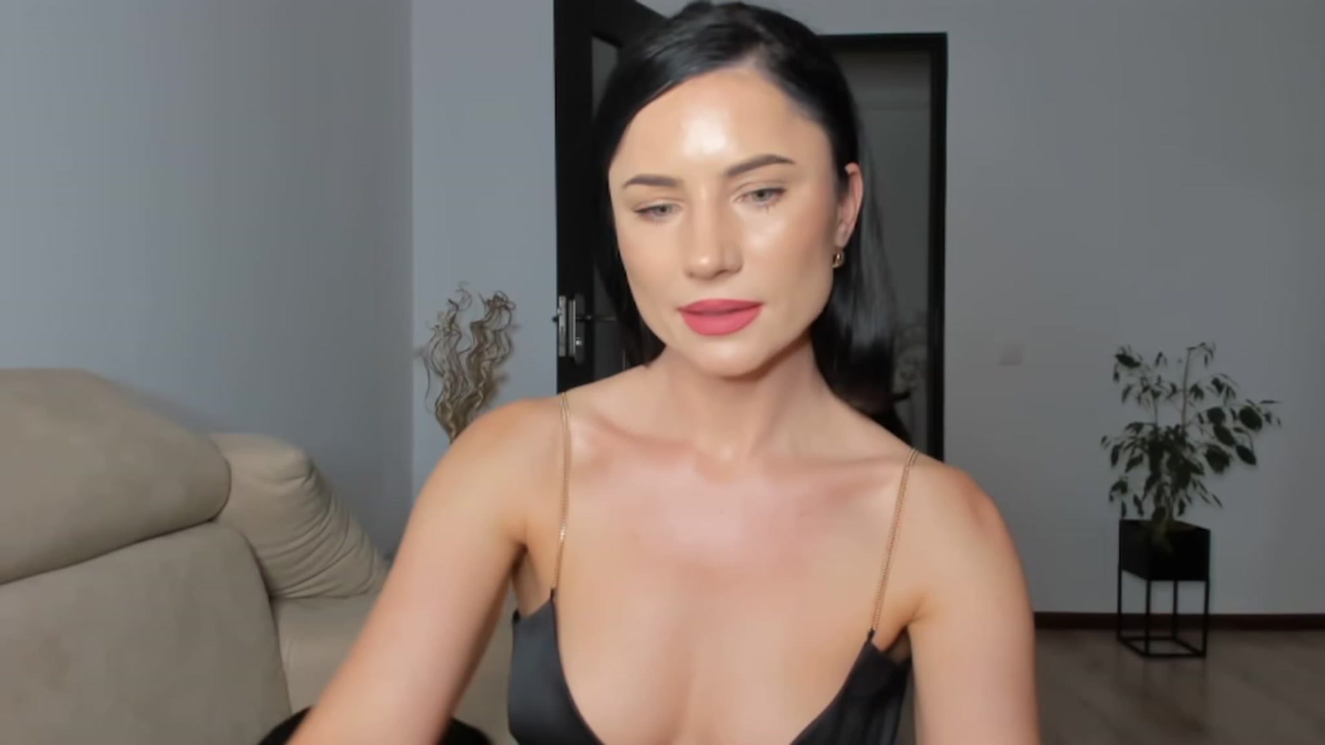 Gallery image thumbnail from Ms_Seductive's myfreecams stream on, 05/27/2023, 16:17 image 20 of 20