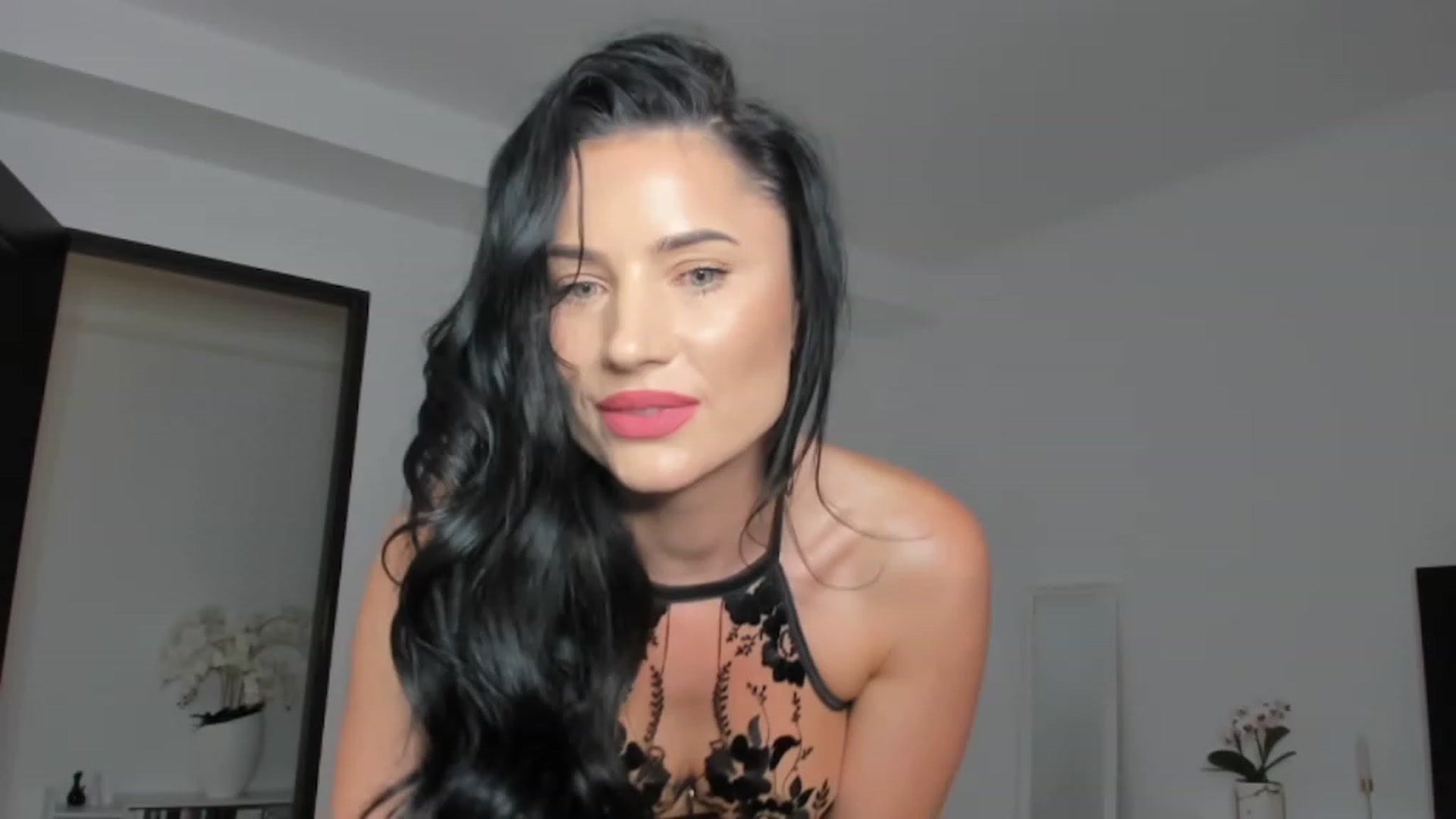 Gallery image thumbnail from Ms_Seductive's myfreecams stream on, 05/30/2023, 17:48 image 9 of 20