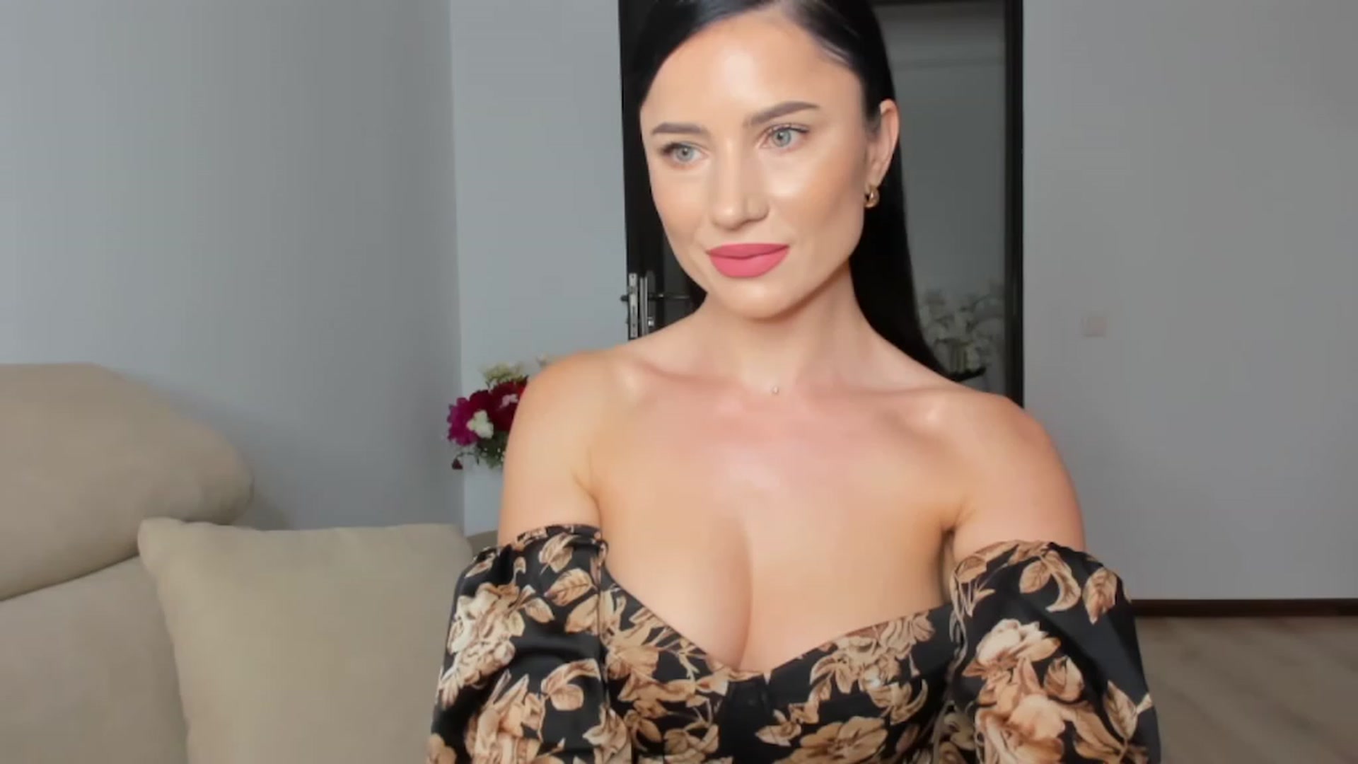 Gallery image thumbnail from Ms_Seductive's myfreecams stream on, 06/07/2023, 14:14 image 11 of 20