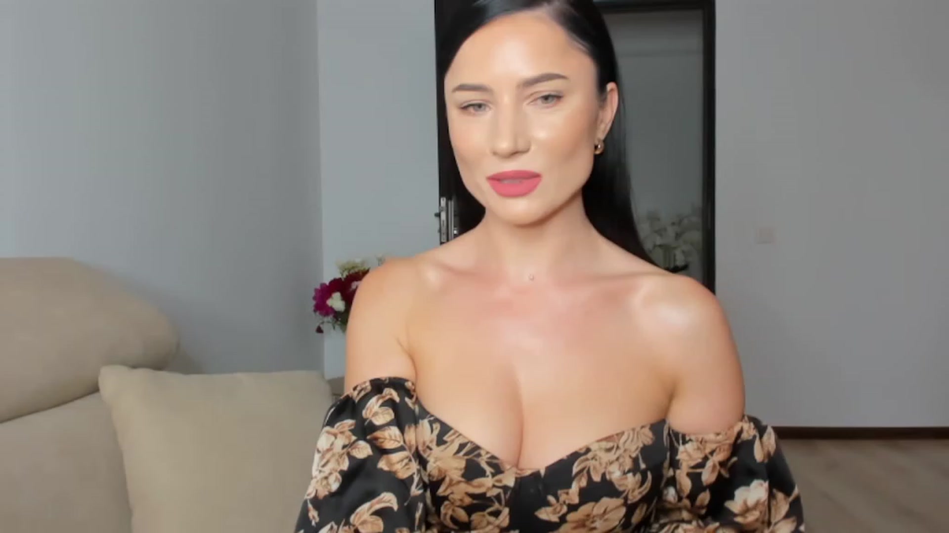 Gallery image thumbnail from Ms_Seductive's myfreecams stream on, 06/07/2023, 14:14 image 7 of 20