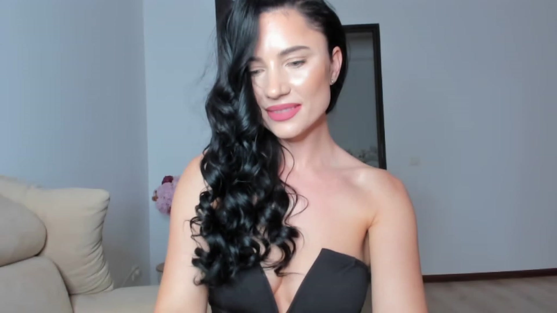 Gallery image thumbnail from Ms_Seductive's myfreecams stream on, 06/20/2023, 17:31 image 15 of 20