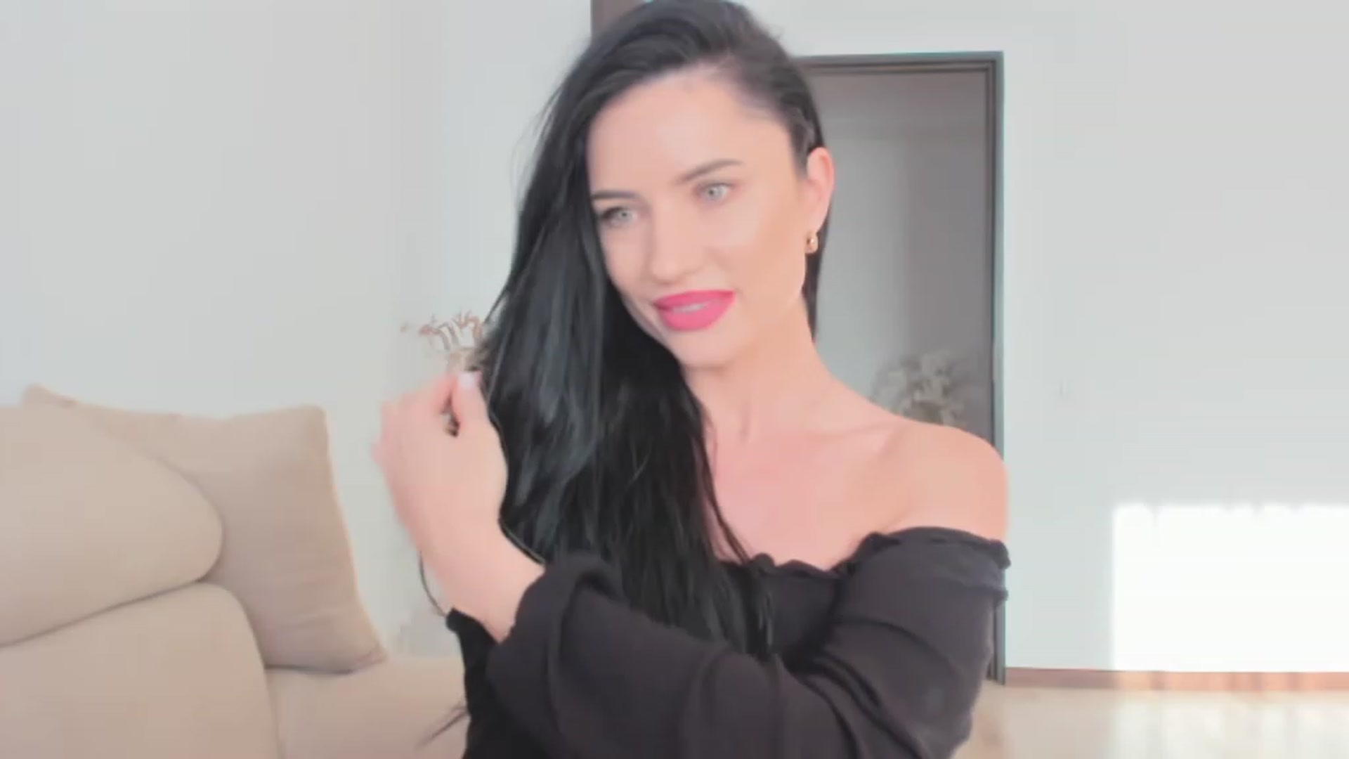 Gallery image thumbnail from Ms_Seductive's myfreecams stream on, 06/26/2023, 17:09 image 7 of 20