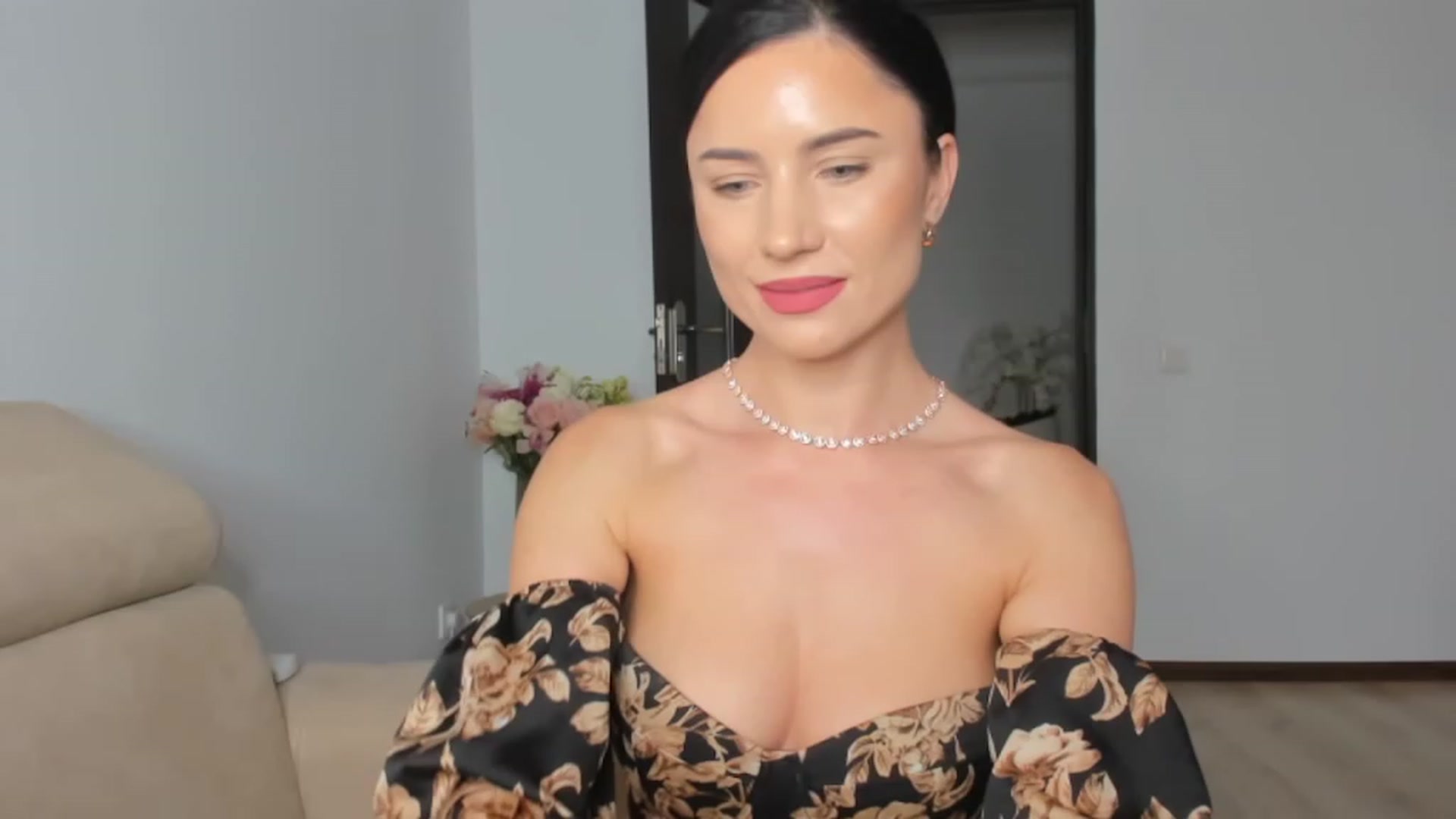 Gallery image thumbnail from Ms_Seductive's myfreecams stream on, 06/28/2023, 15:06 image 10 of 20