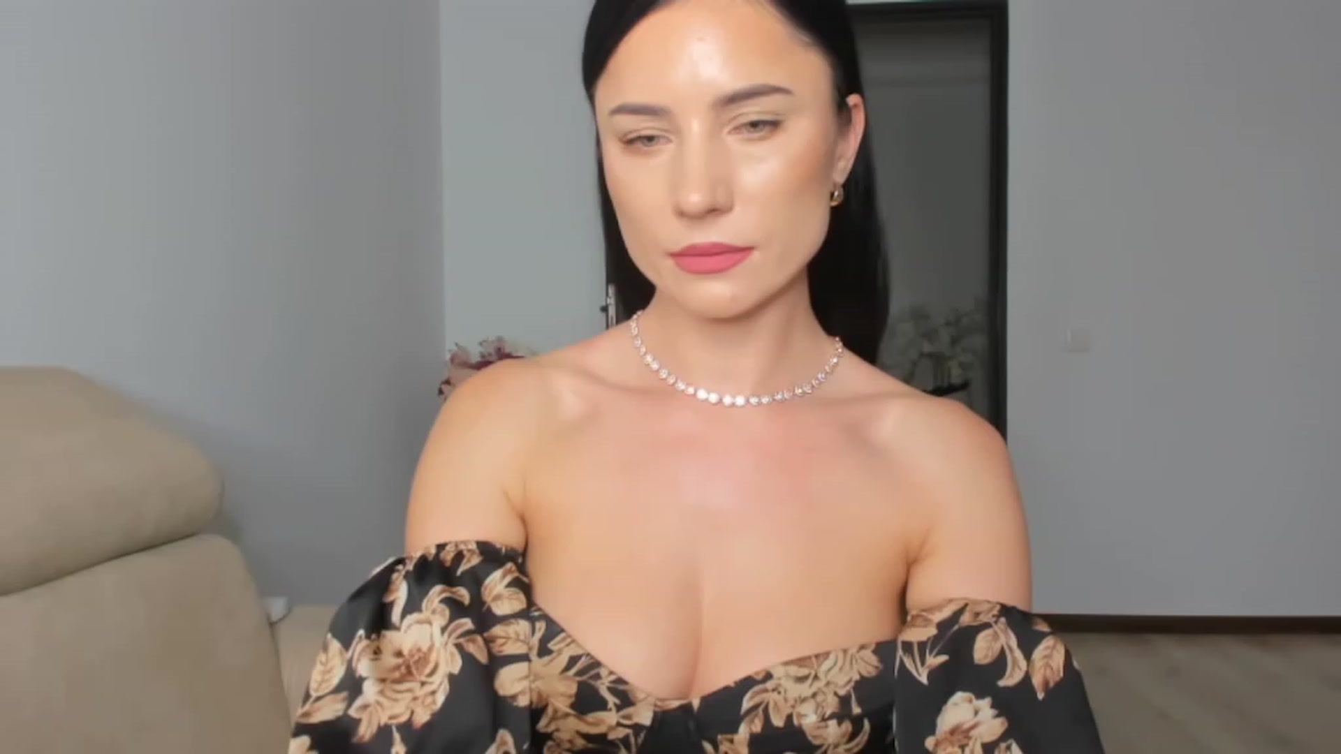Gallery image thumbnail from Ms_Seductive's myfreecams stream on, 06/28/2023, 16:35 image 4 of 20