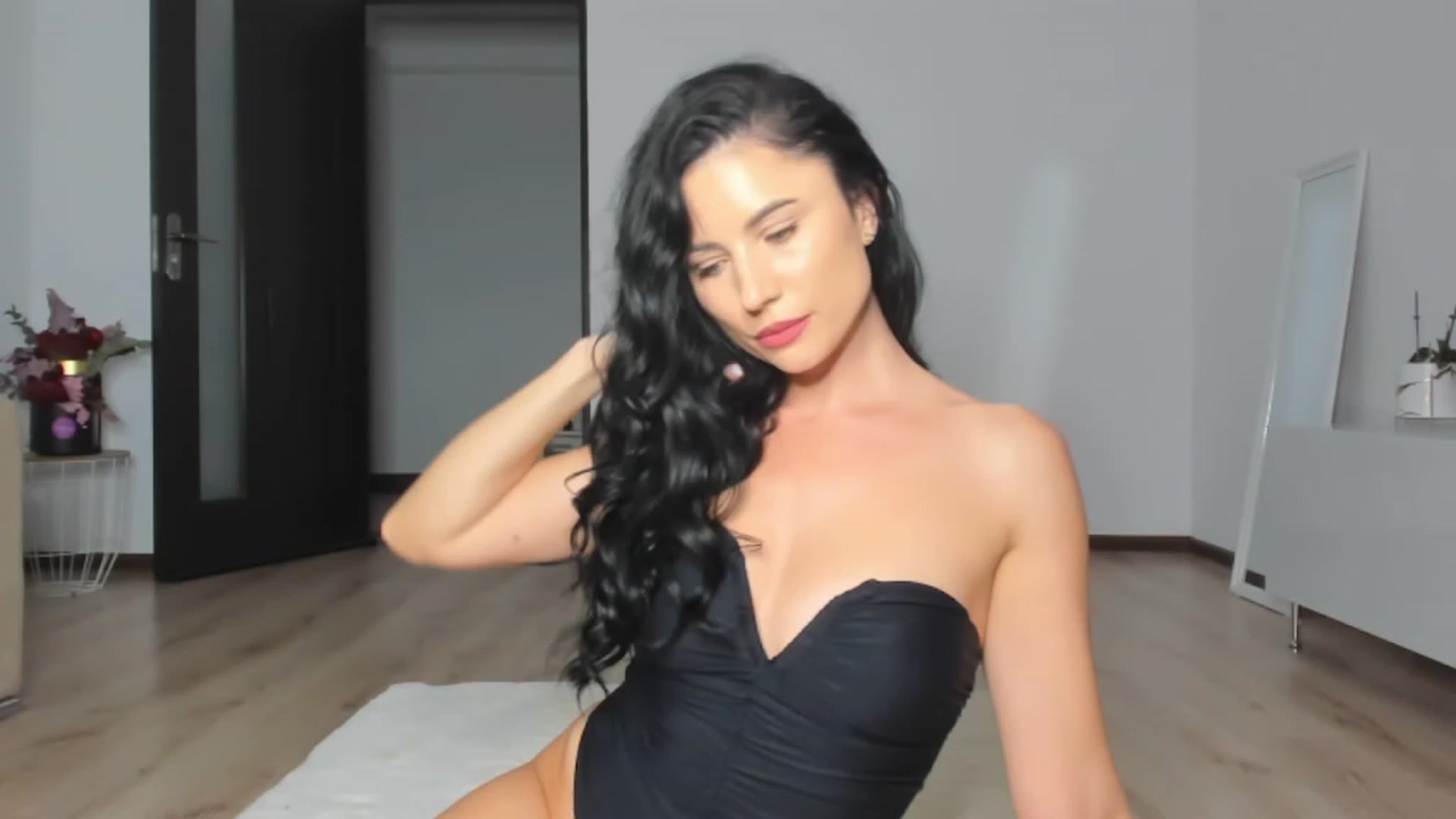 Gallery image thumbnail from Ms_Seductive's myfreecams stream on, 10/17/2023, 17:43 image 11 of 20
