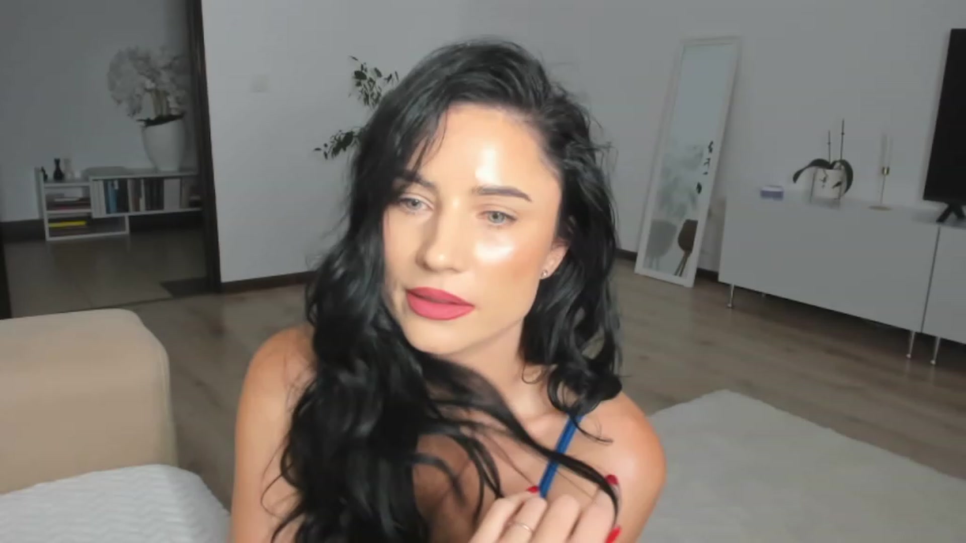 Gallery image thumbnail from Ms_Seductive's myfreecams stream on, 10/26/2023, 17:39 image 16 of 20