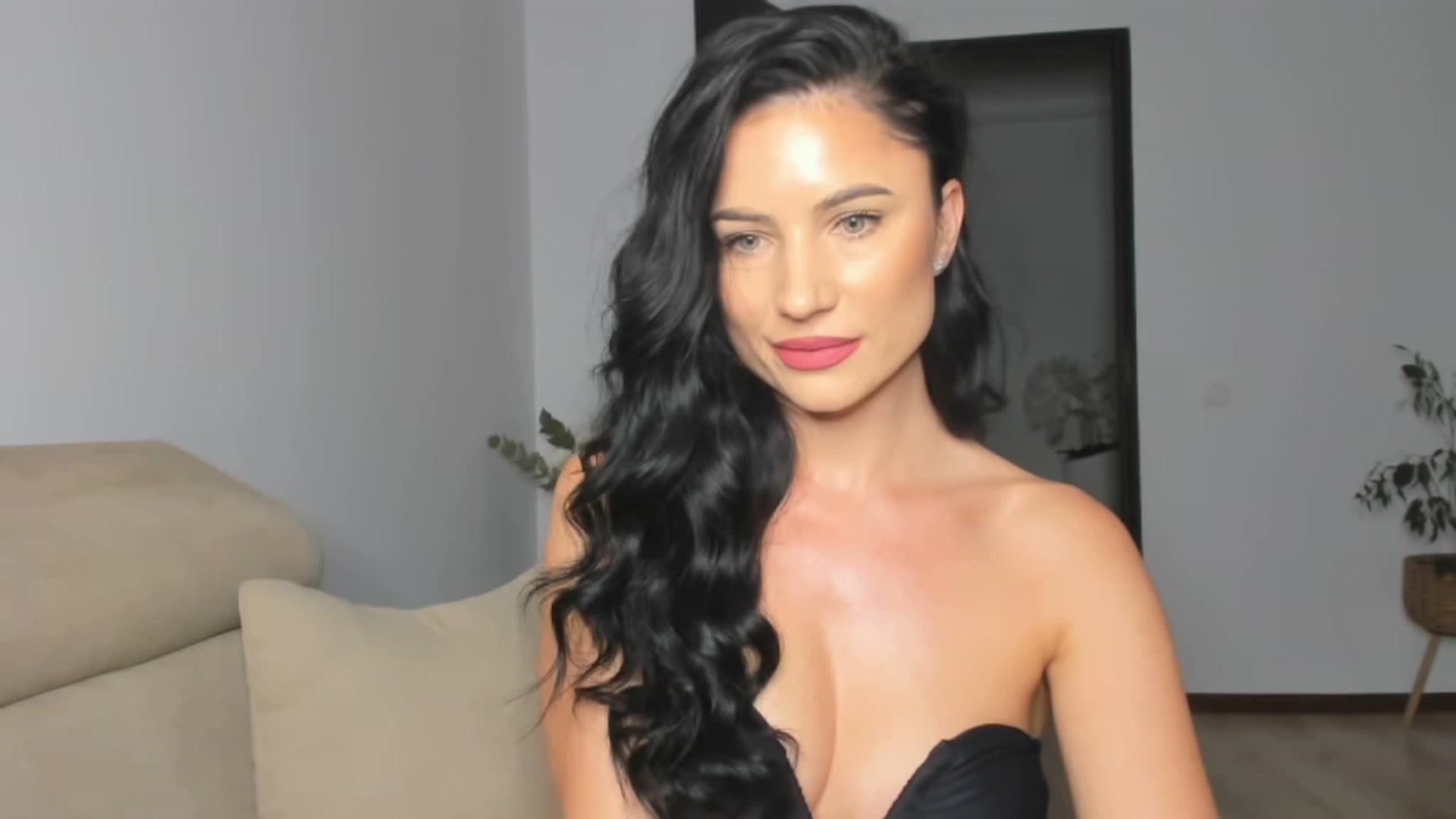 Gallery image thumbnail from Ms_Seductive's myfreecams stream on, 11/03/2023, 16:21 image 16 of 20