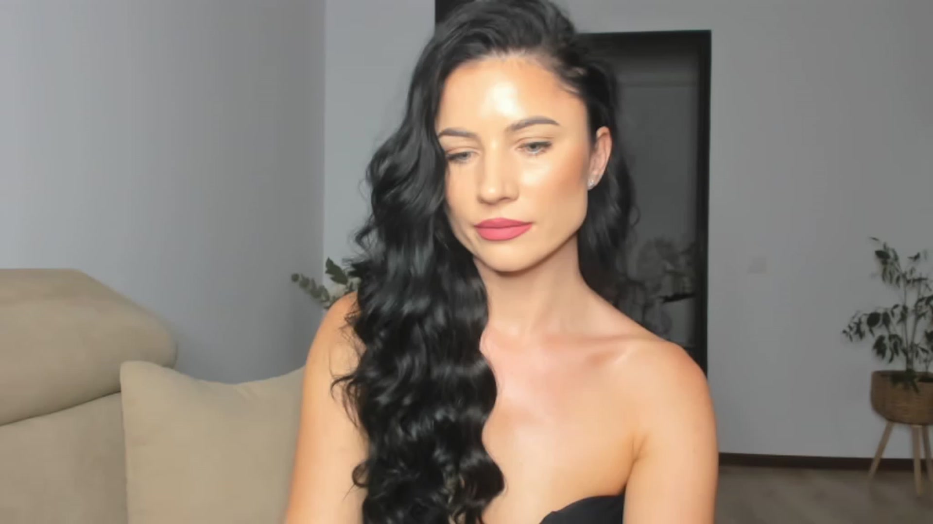 Gallery image thumbnail from Ms_Seductive's myfreecams stream on, 11/03/2023, 17:04 image 5 of 20