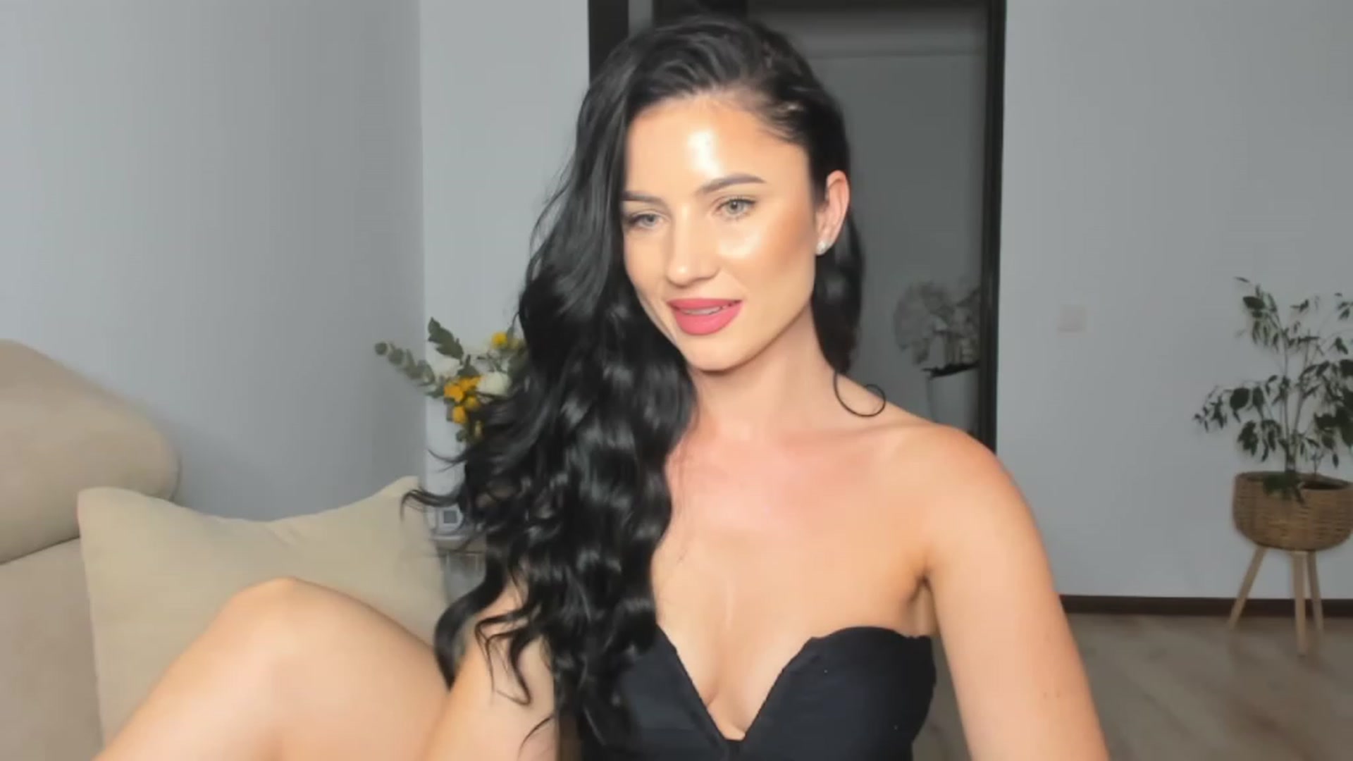 Gallery image thumbnail from Ms_Seductive's myfreecams stream on, 11/03/2023, 19:19 image 12 of 20